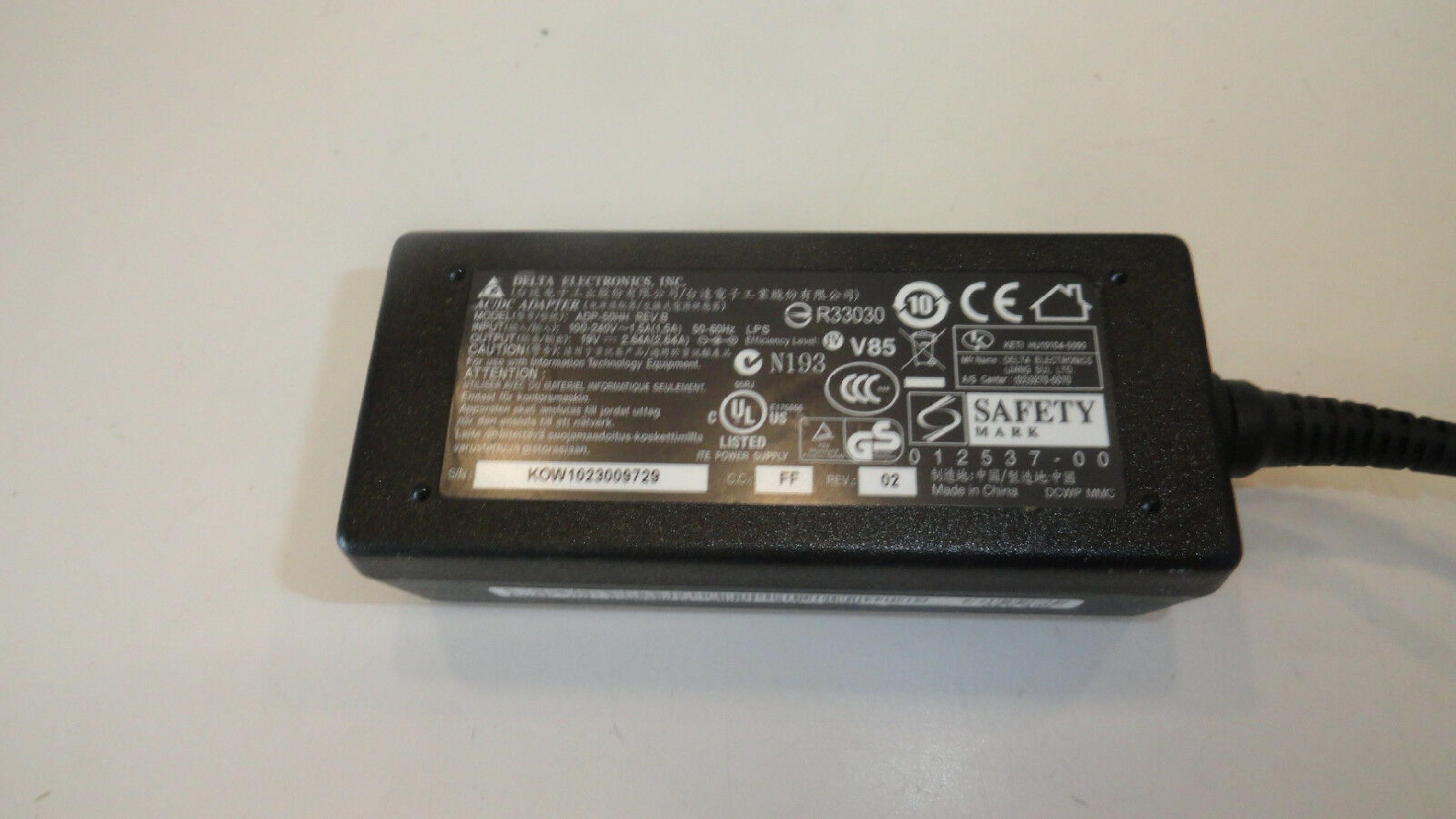 DELTA ELECTRONICS INC ADP-50HH AC ADAPTER POWER SUPPLY 19V 2.64A