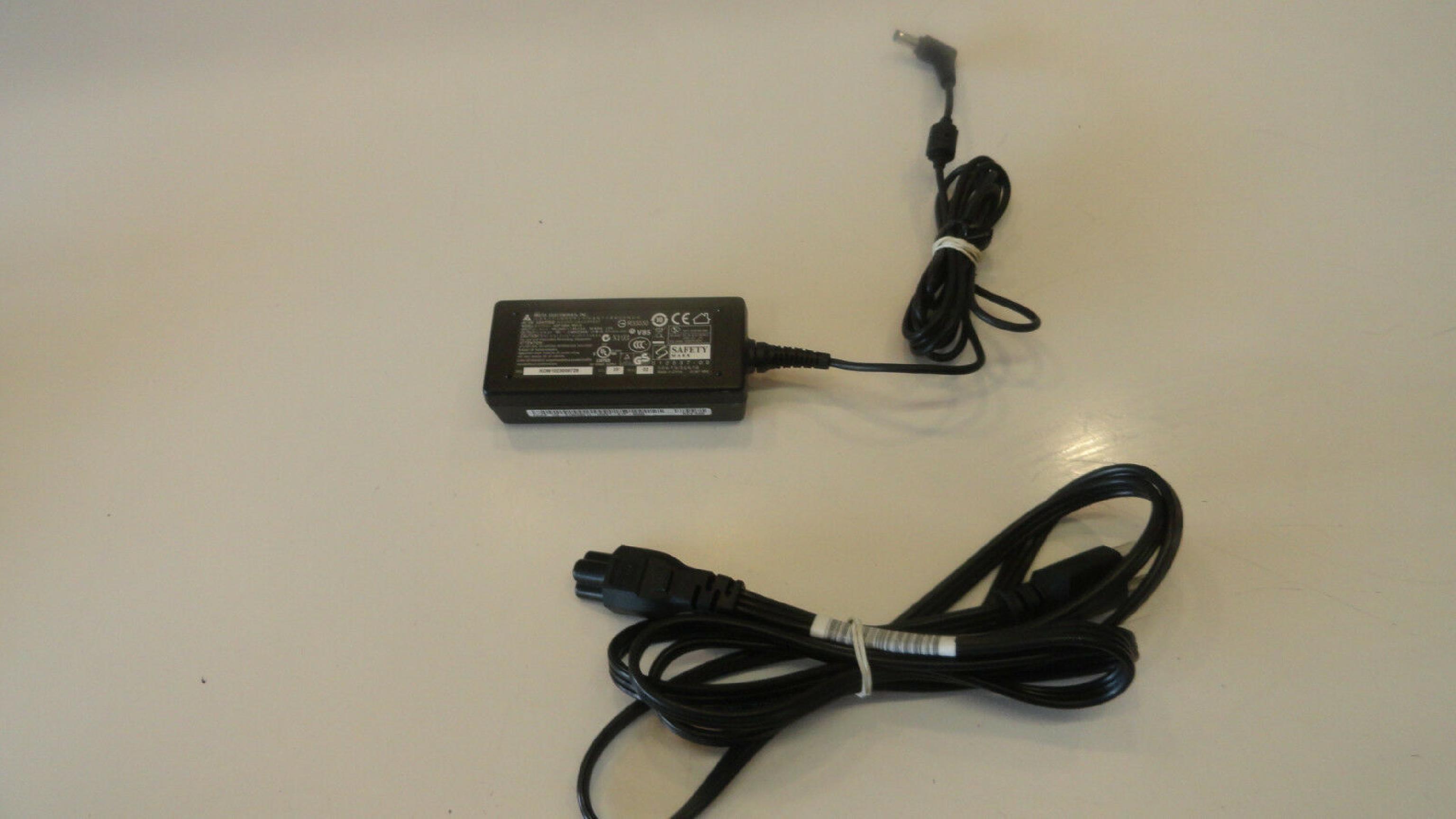 DELTA ELECTRONICS INC ADP-50HH AC ADAPTER POWER SUPPLY 19V 2.64A