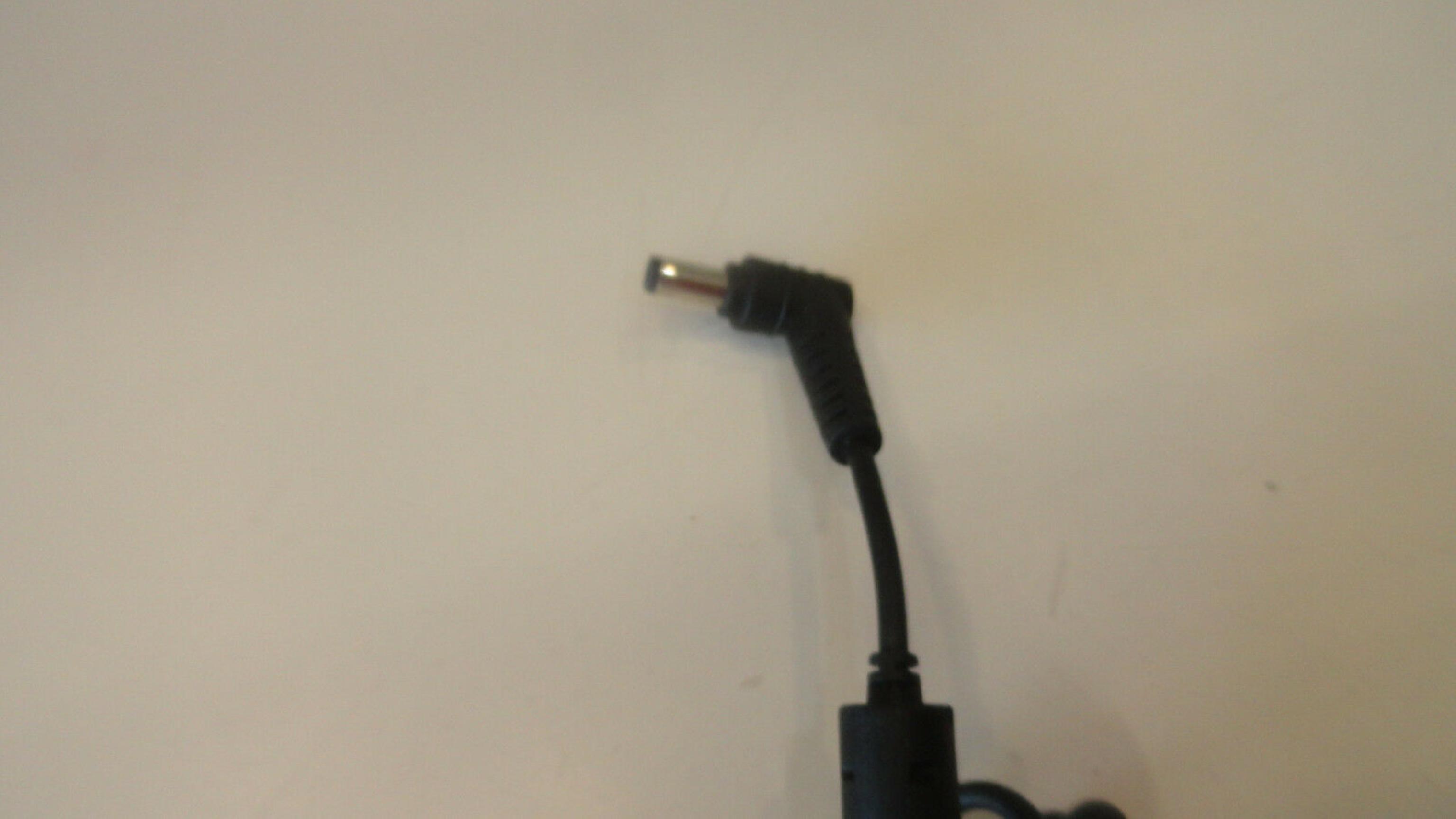 DELTA ELECTRONICS INC ADP-50HH AC ADAPTER POWER SUPPLY 19V 2.64A