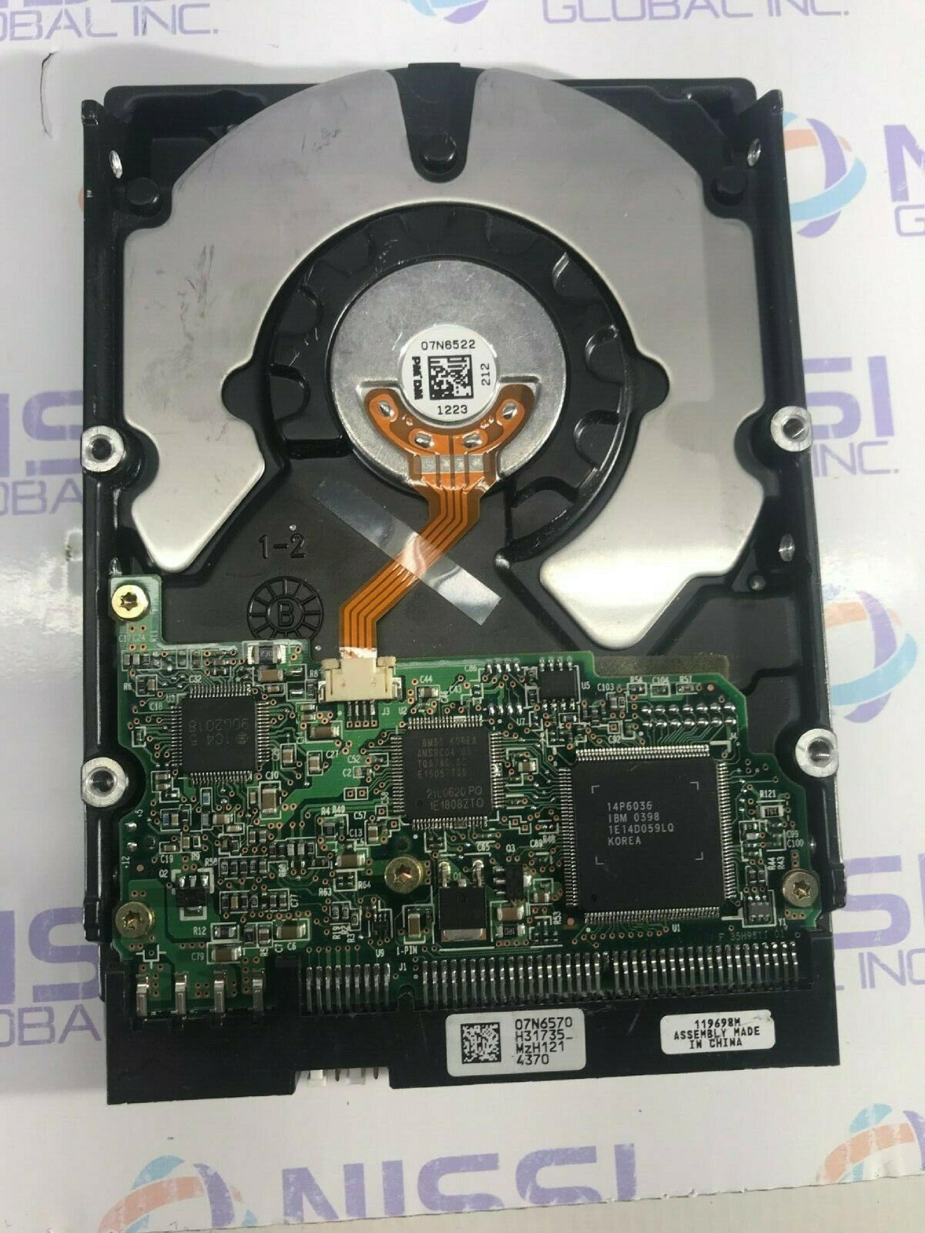 IBM IC35L040AVER07-0 40GB IDE DRIVE MLC H32161 PCB: 07N6570 H31735 DATE OCT-2001 H32368 BM 3.5IN DESKTOP HARD