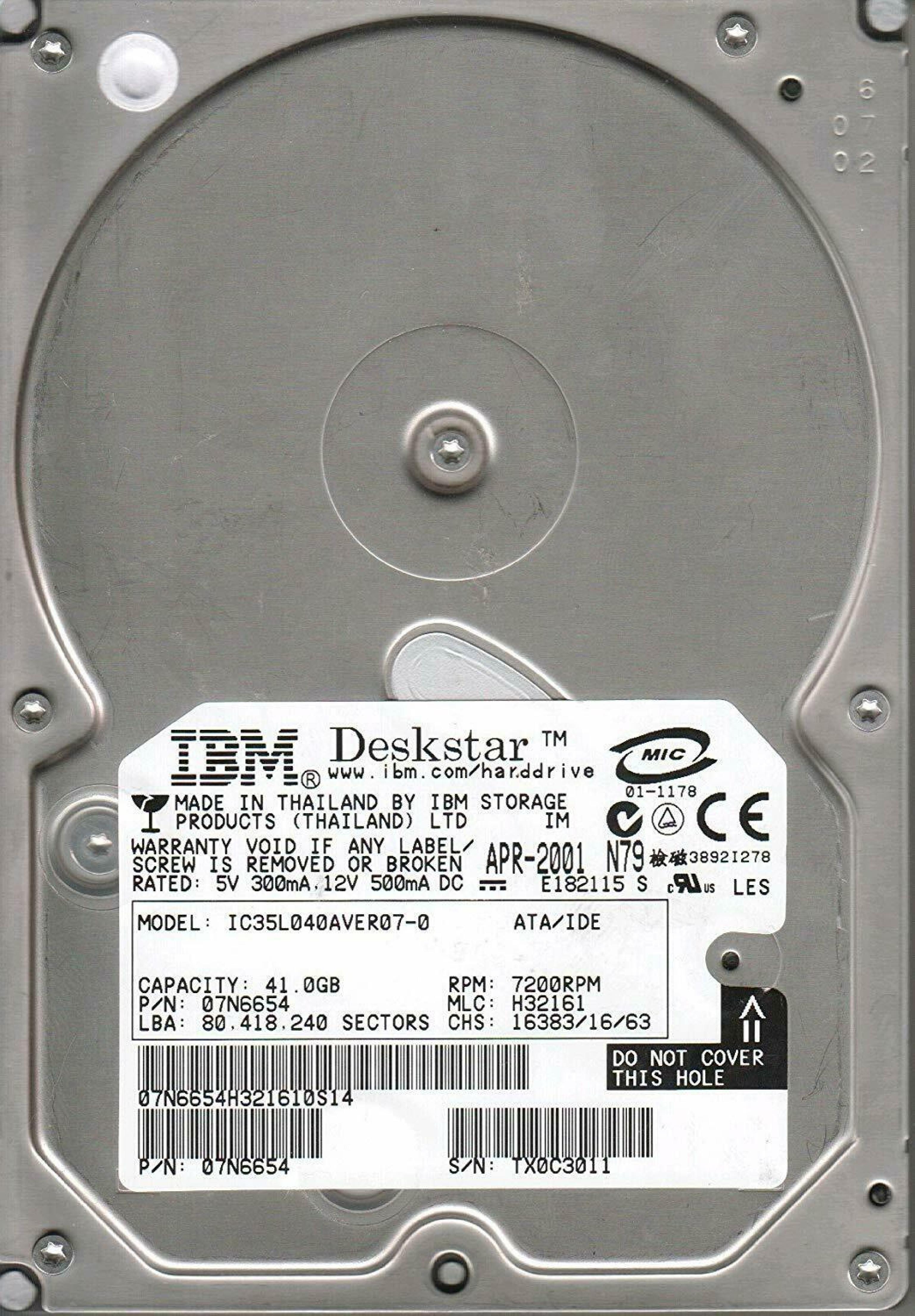 IBM IC35L040AVER07-0 40GB IDE DRIVE MLC H32161 PCB: 07N6570 H31735 DATE OCT-2001 H32368 BM 3.5IN DESKTOP HARD