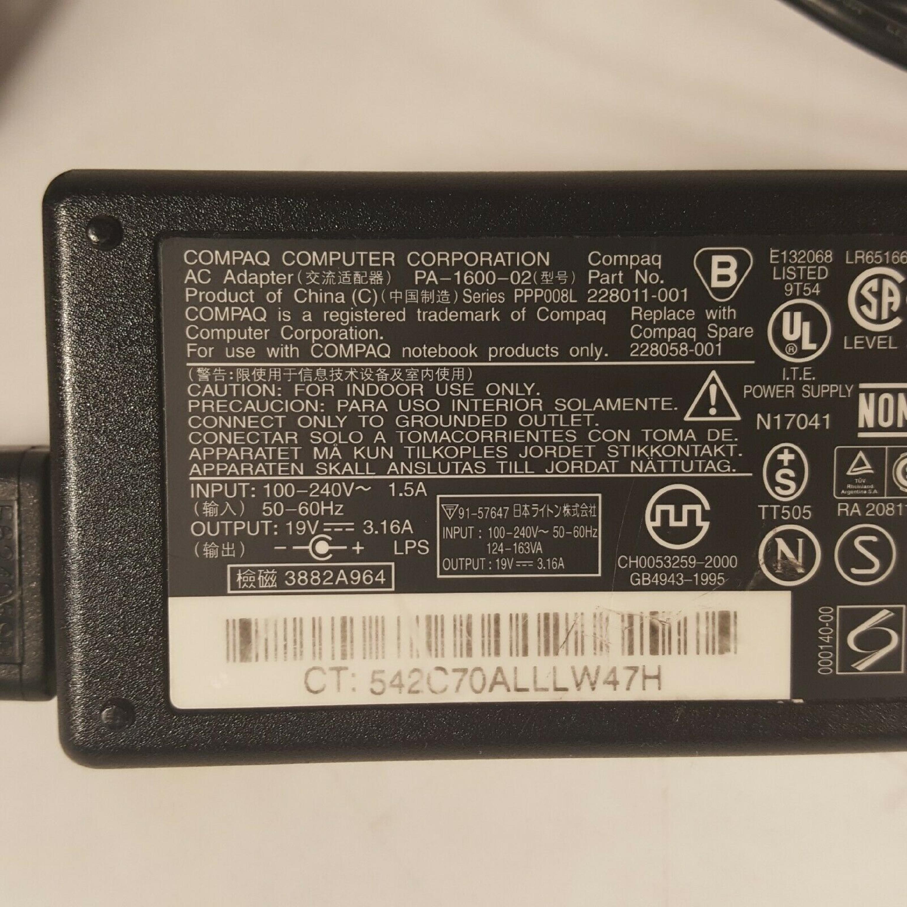 COMPAQ / HEWLETT PACKARD / HP PA-1600-02 19VDC 3.16A AC ADAPTER WITH BARREL CONNECTOR 4.8MM OD, 1.75MM ID