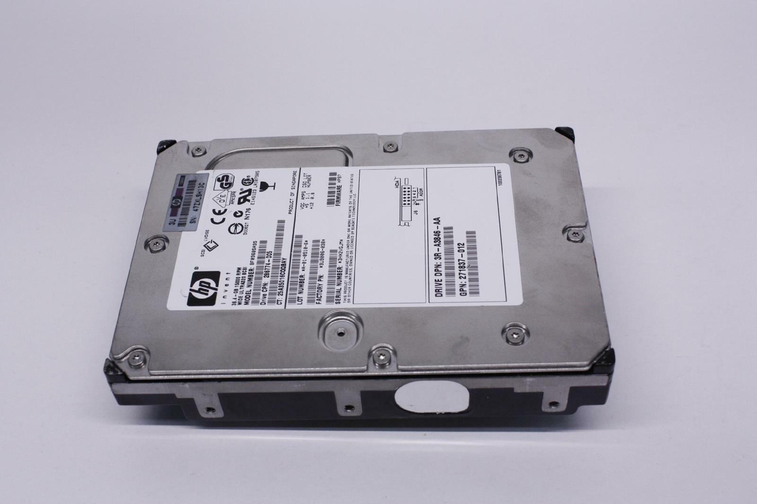DELL 2W647 20GB IDE DRIVE LBA 40718160 DATE 02APR2003 CODE NAR61590