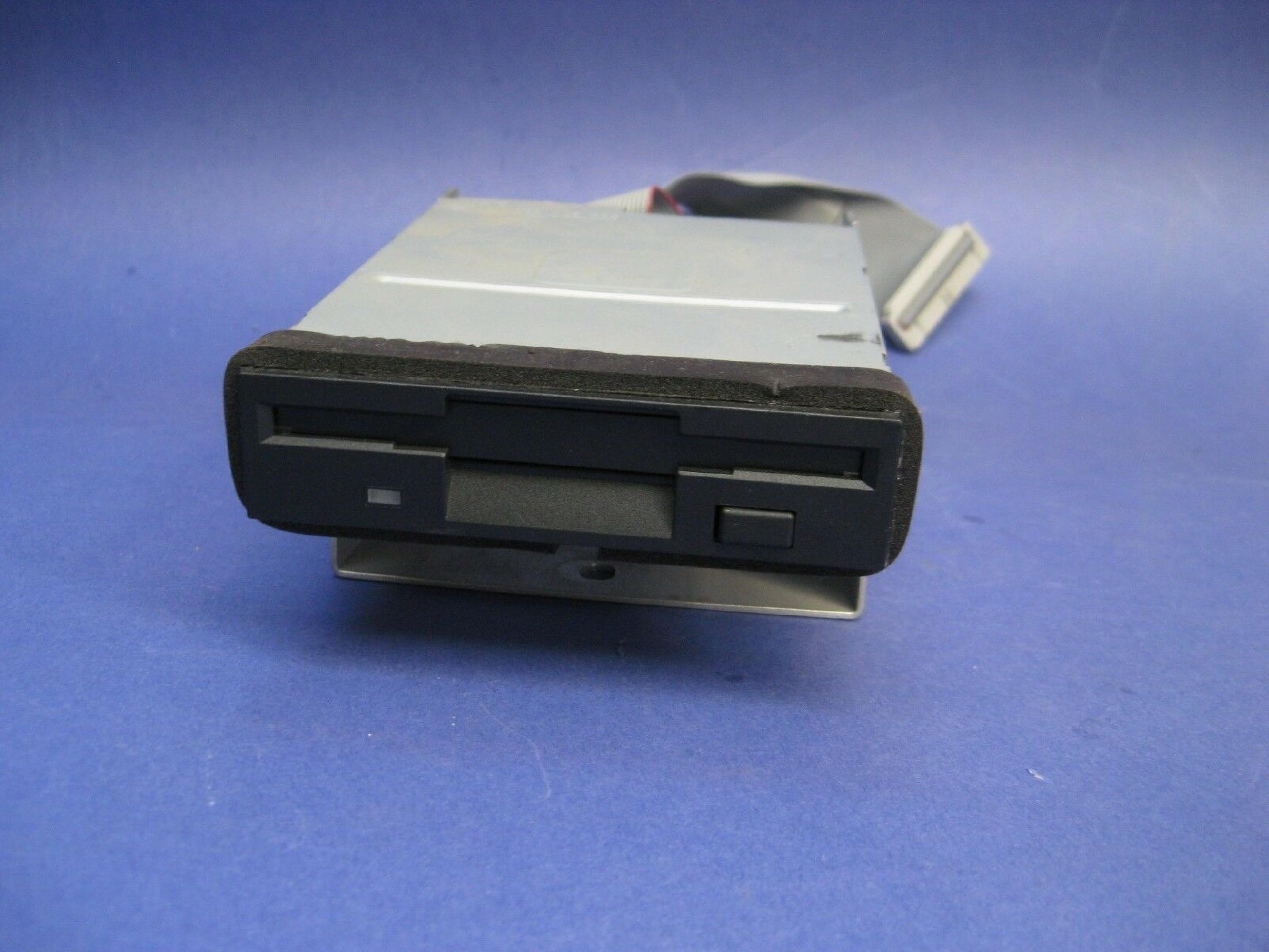 TEAC 193077A4-29 1.44MB FLOPPY DRIVE BLACK BEZEL 3.5