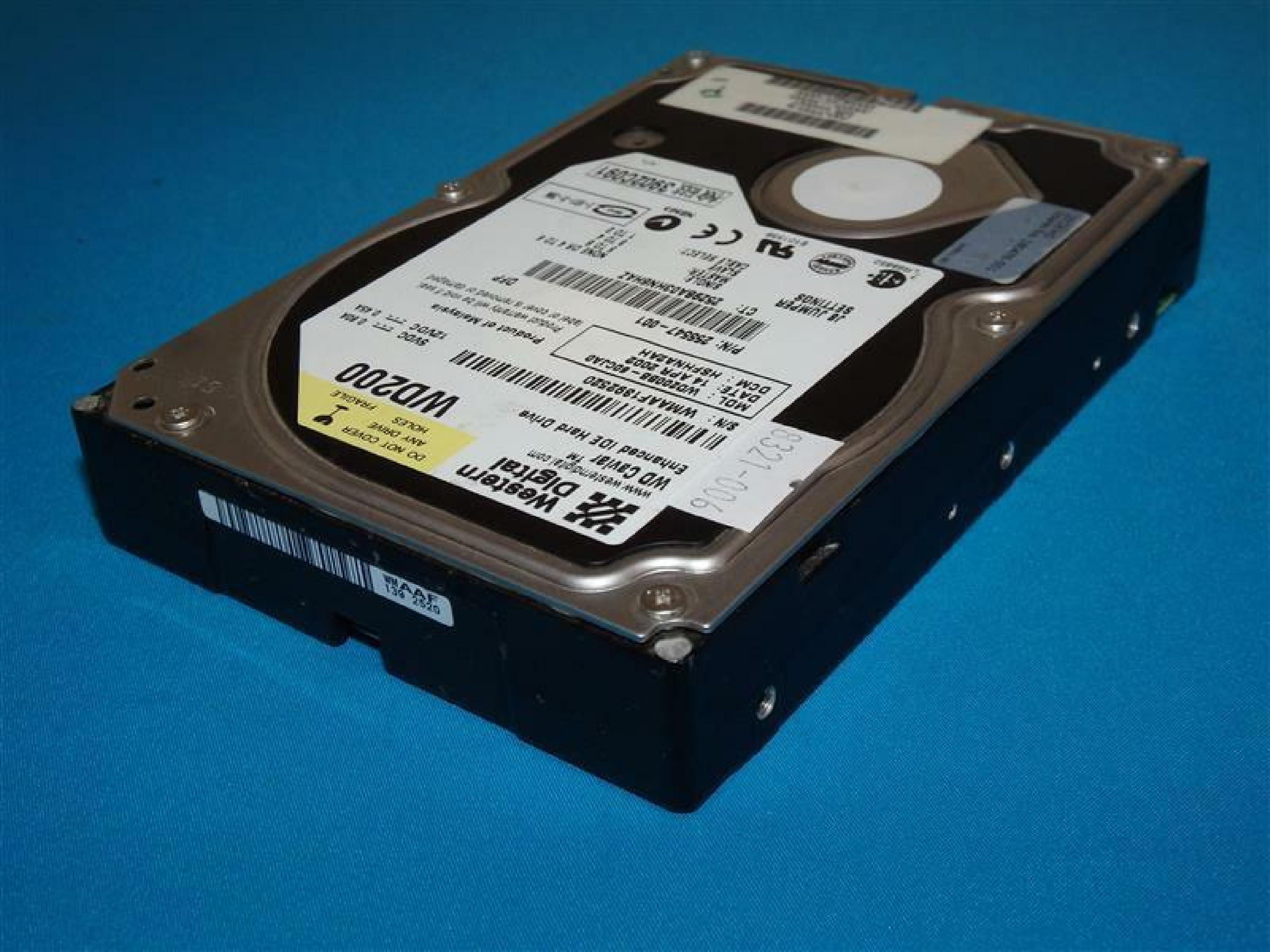 WESTERN DIGITAL / WD WD200BB-60CJA0 20GB IDE DRIVE DCM HSFANA2AH DATE 19 MAY 2002 10 JUL HSFANA2AA CAVIAR