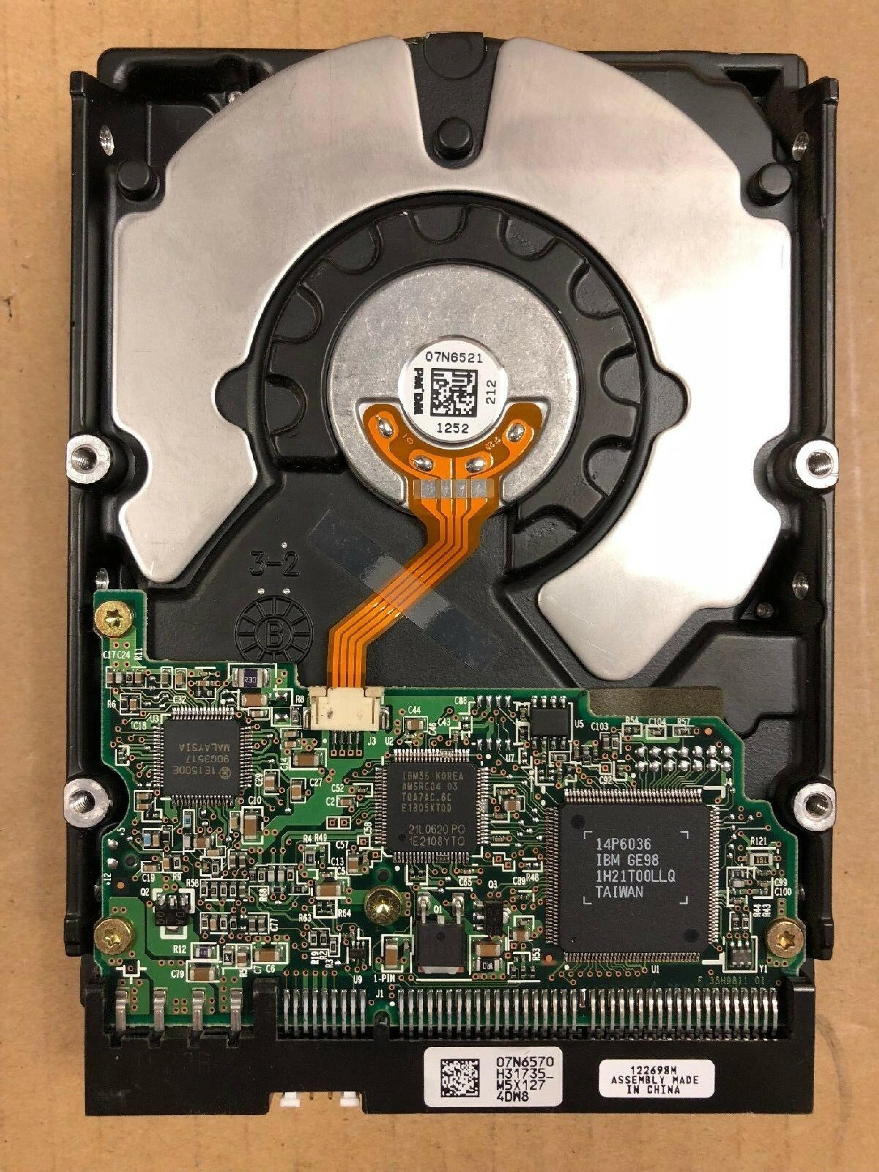 DELL / IBM 01FNM 20GB IDE DRIVE AUG-2001 MLC H32368 LBA 39.102.336 DATE SEP-2001 N79