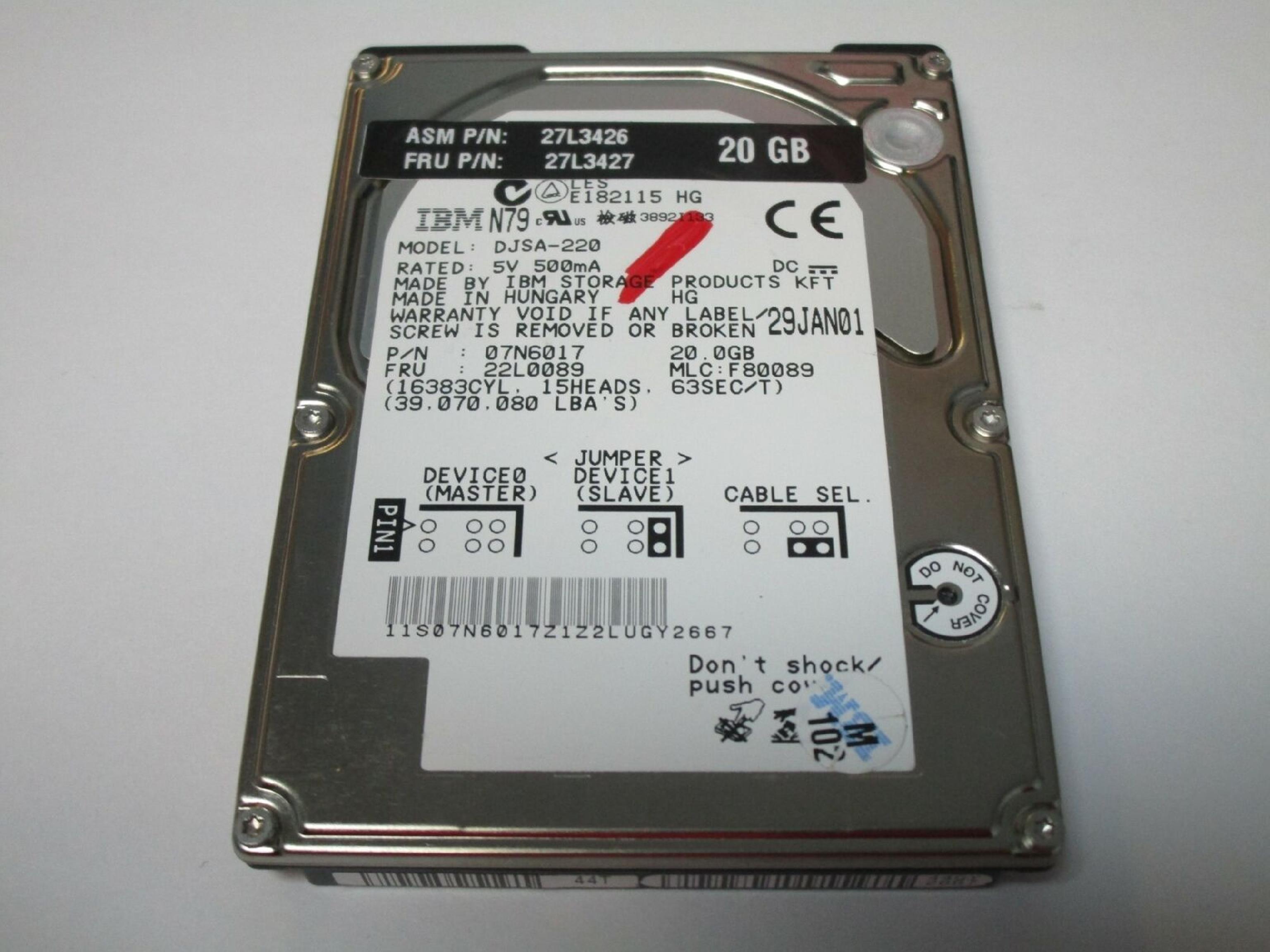 IBM DJSA-220 12GB 2.5 INCH DRIVE 13DEC00 MLC F80495