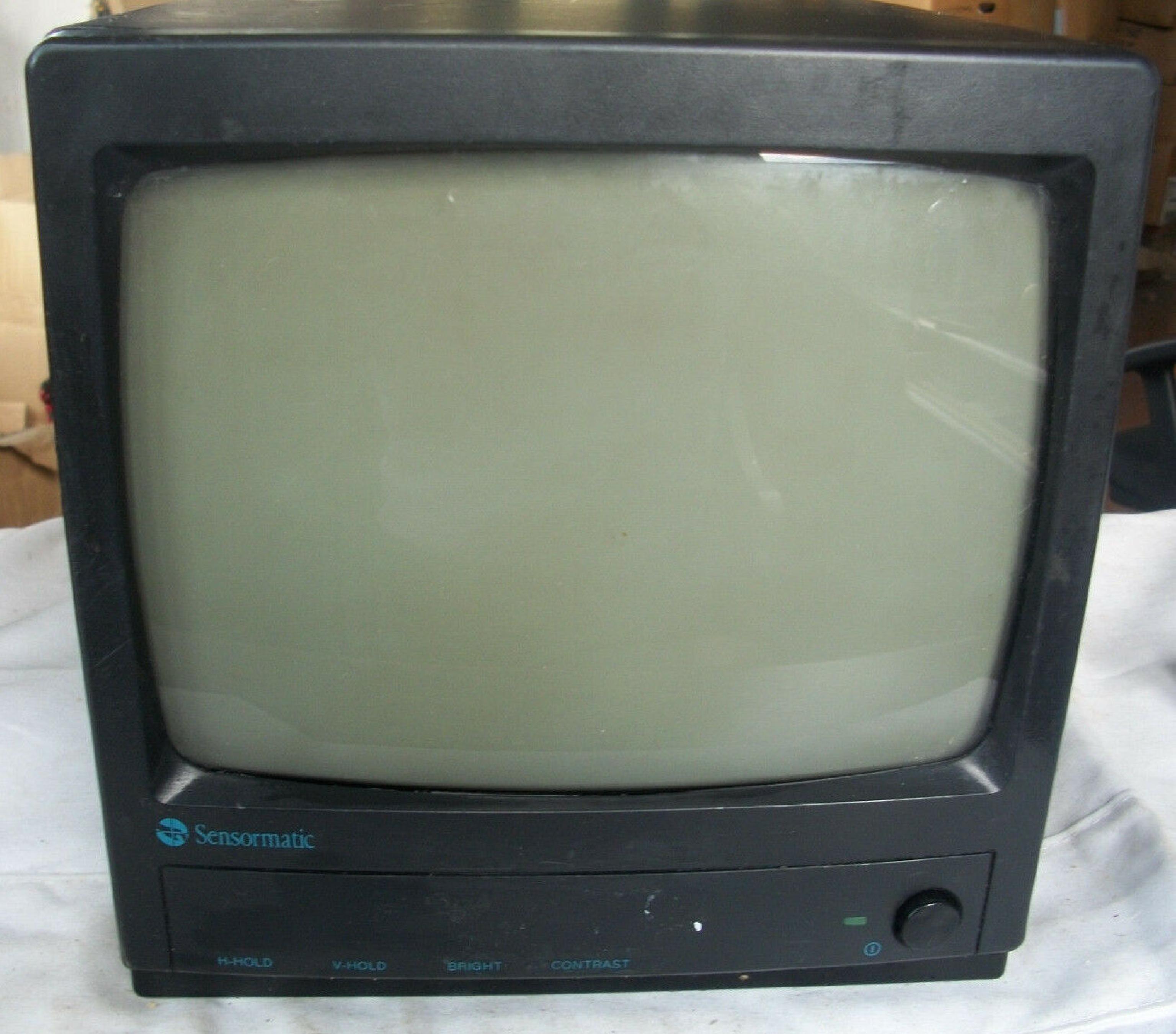 SENSORMATIC RM109S VIDEO MONITOR, BLACK BEZEL, BNC INPUT/OUTPUT