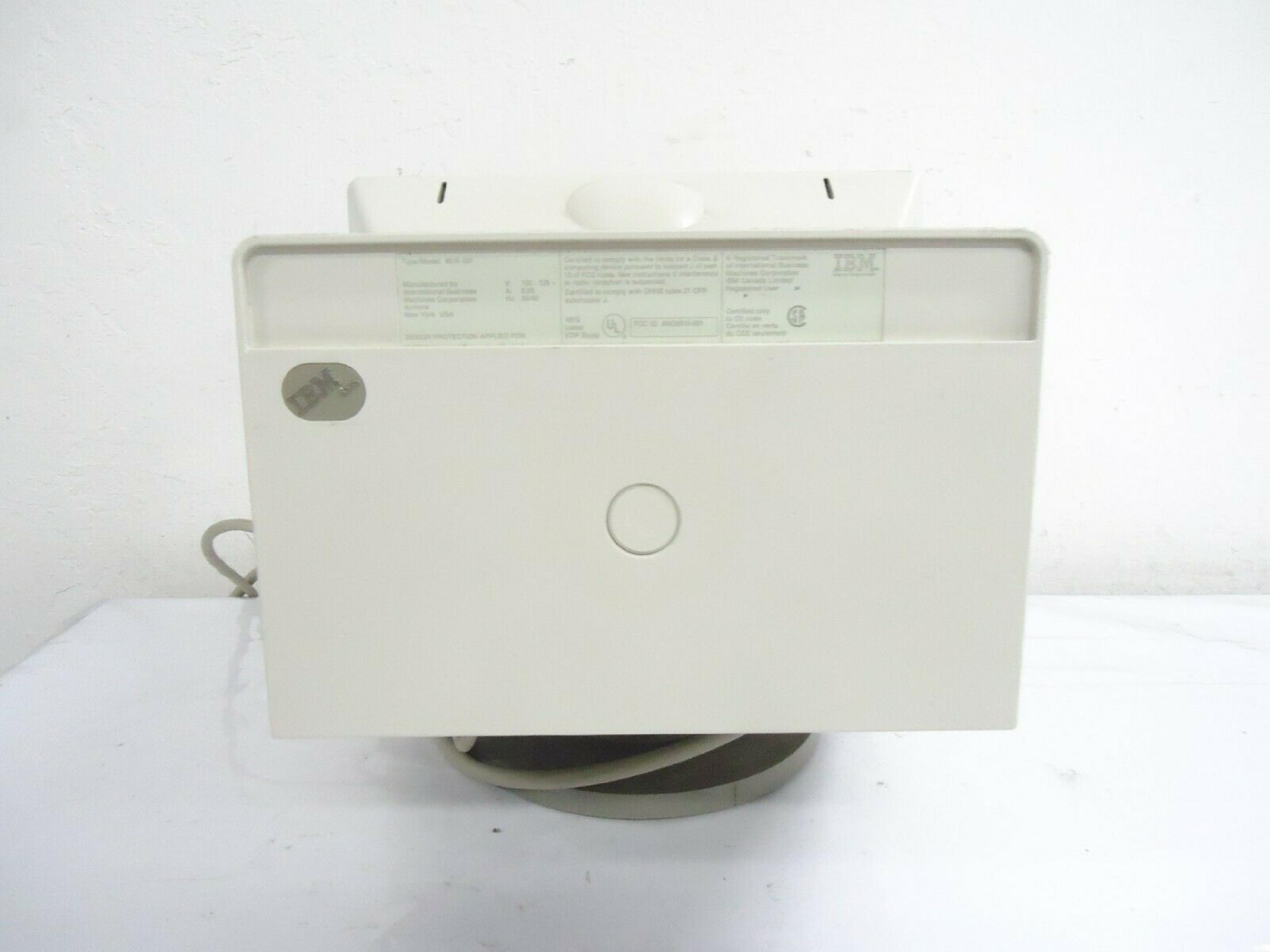 IBM 8515 001 PERSONAL SYSTEM/2 COLOR DISPLAY