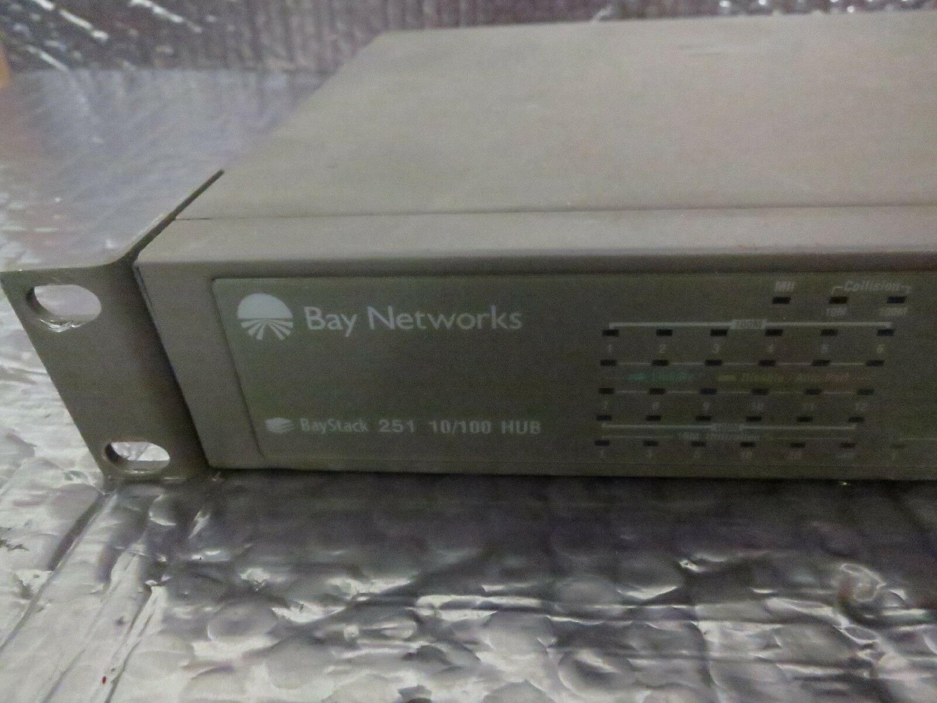 BAY NETWORKS NORTEL BAYSTACK 251 BAYSTACK 251 10/100 HUB WITH CASCADE PORTS