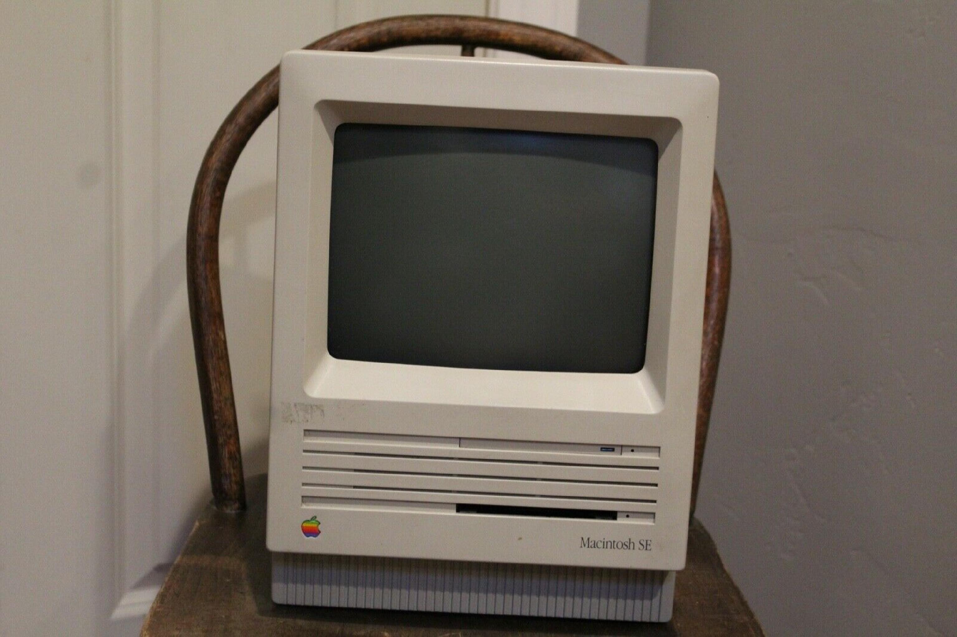 APPLE MACINTOSH SE MACINTOSH SE SYSTEM