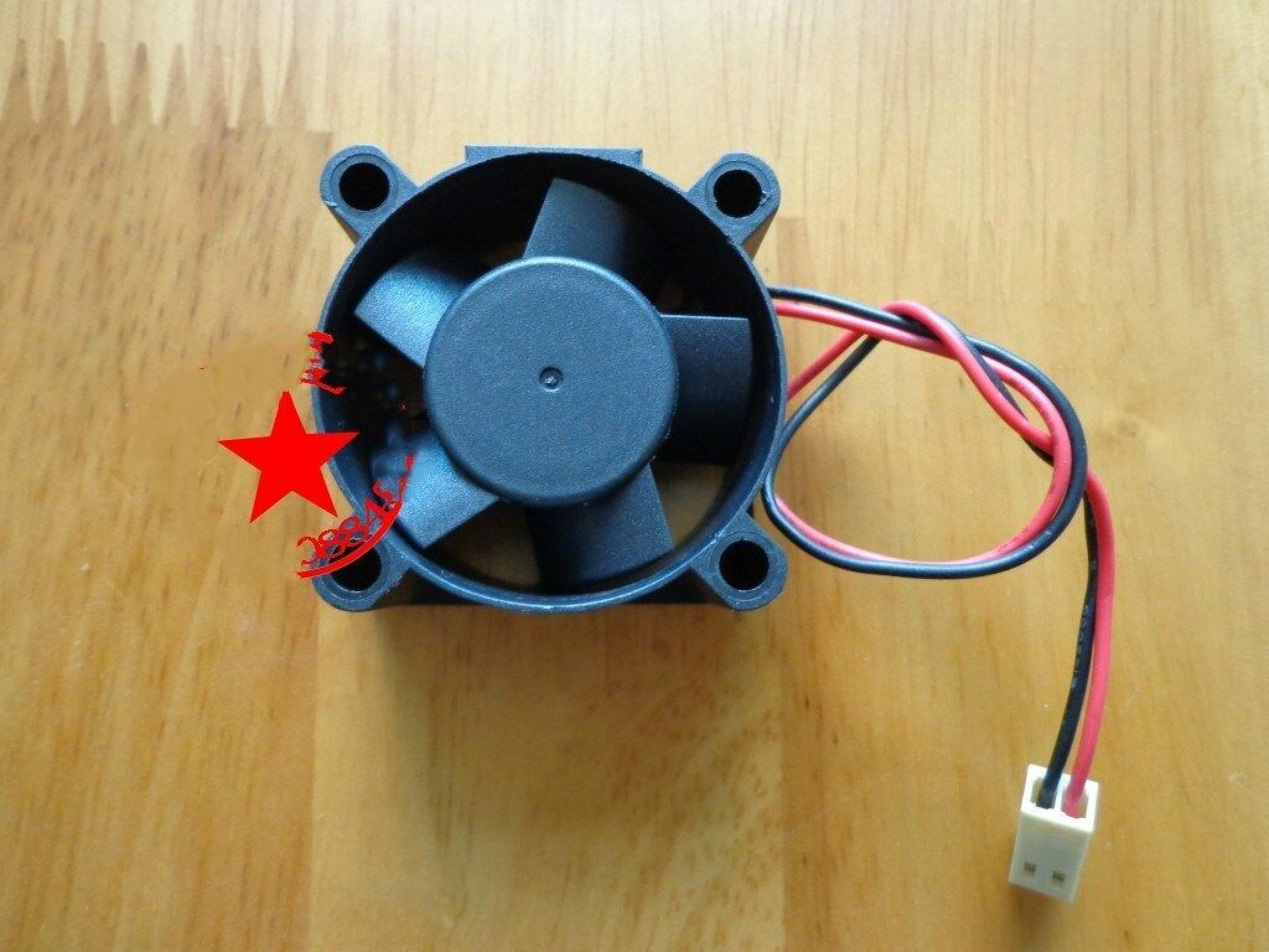 SUNON KD0504PKB2 40MM BY 25MM FAN DC5V 1.0W