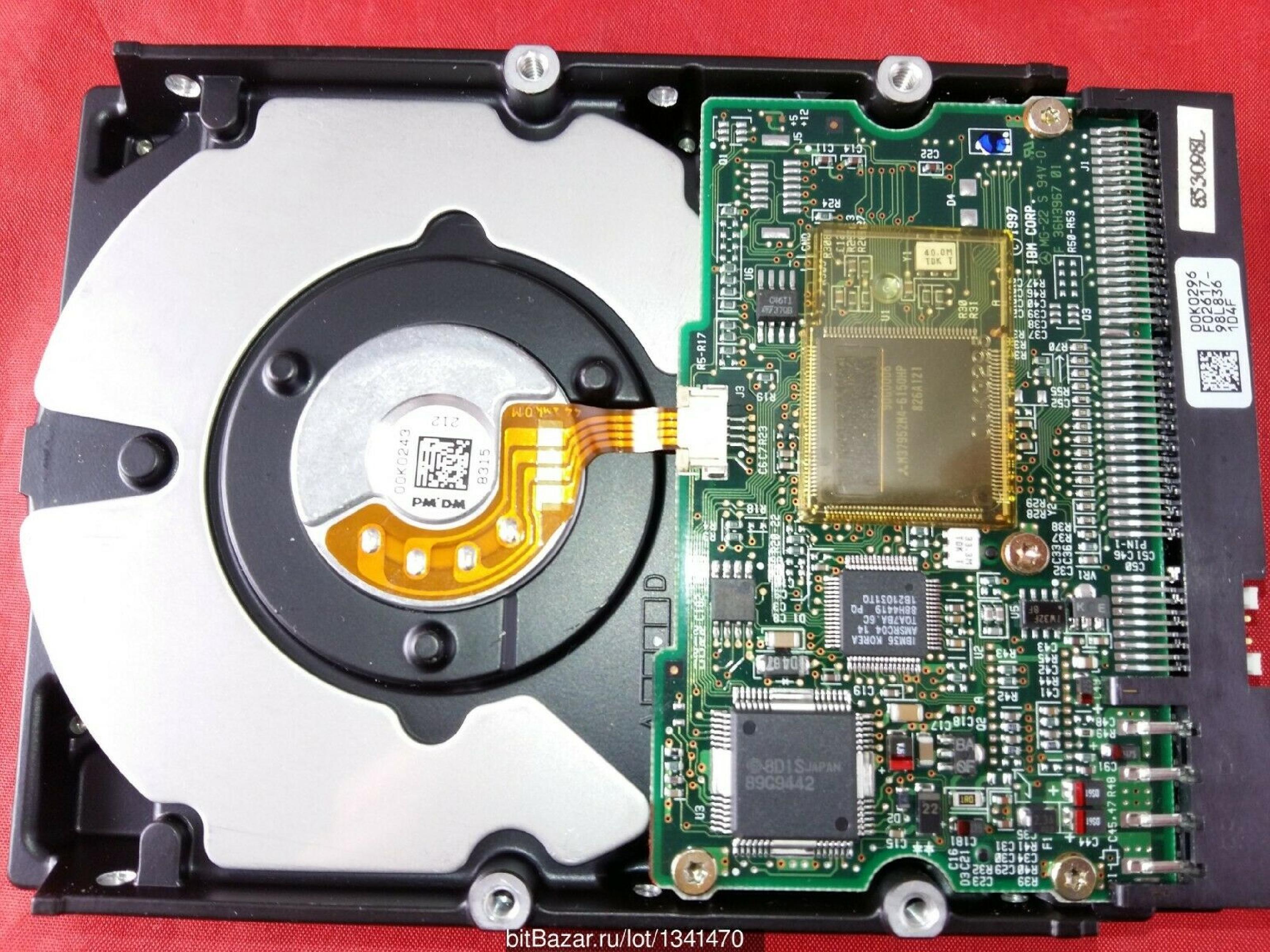 IBM DTTA-350840 8.4GB IDE DRIVE MCL:F02573 OCT-98