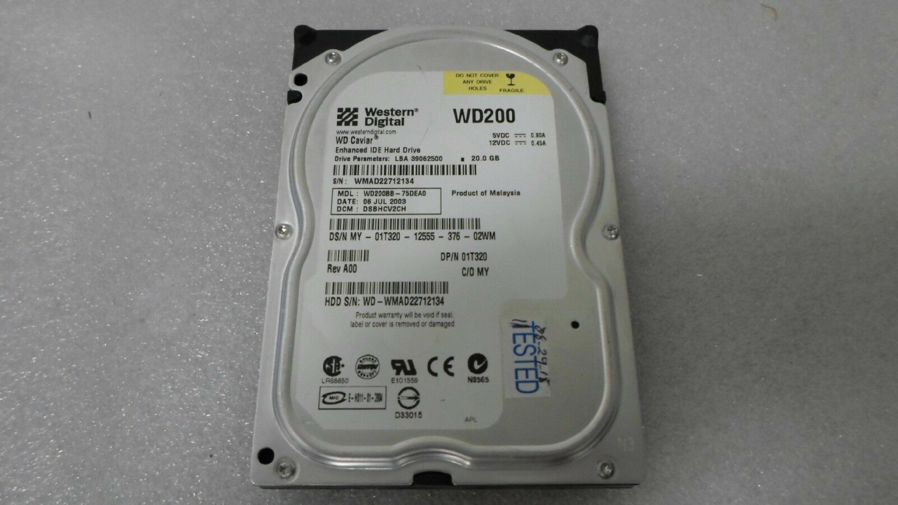 DELL / WESTERN DIGITAL / WD 01T320 20GB IDE DRIVE LBA 39062500 14 AUG 2002 DCM HSCHNA2AH REV A00 HSBANA2CA DATE 03 NOV DSBACV2CA JAN 2003 13 JUL MY JUN