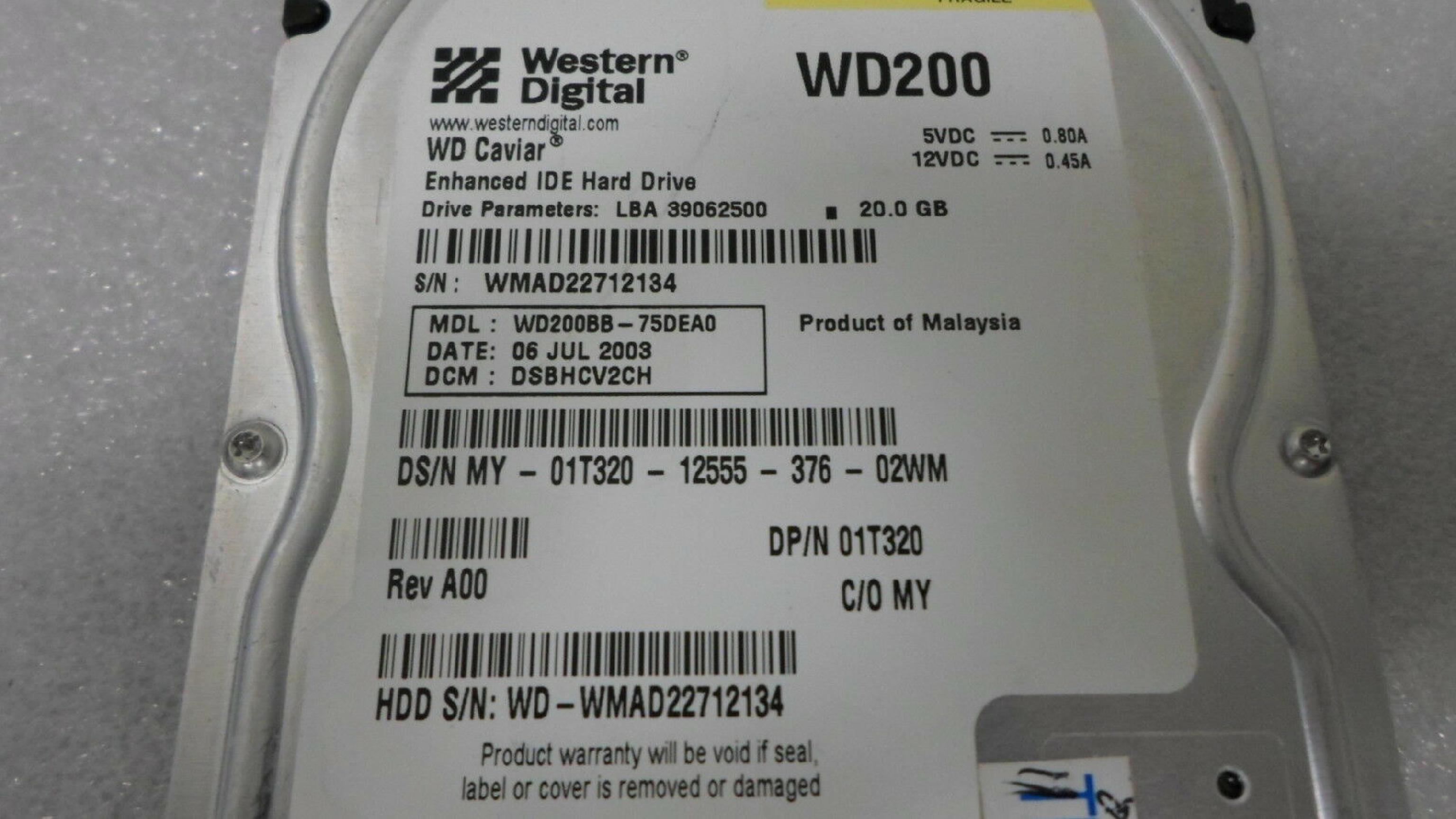 DELL / WESTERN DIGITAL / WD 01T320 20GB IDE DRIVE LBA 39062500 14 AUG 2002 DCM HSCHNA2AH REV A00 HSBANA2CA DATE 03 NOV DSBACV2CA JAN 2003 13 JUL MY JUN