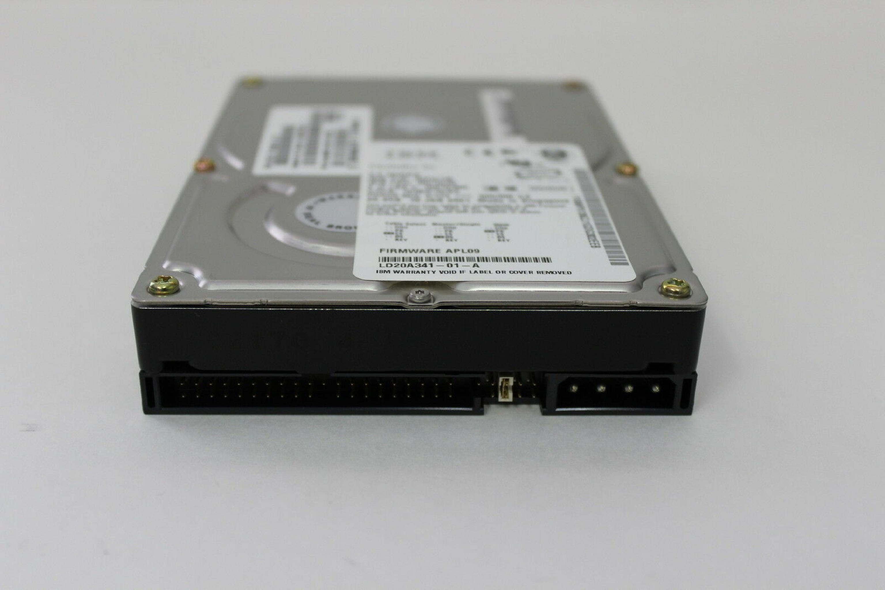 IBM 06P5136 20.4GB IDE DRIVE LBA 39876480 DATE 18 DEC 2000 FW APL09