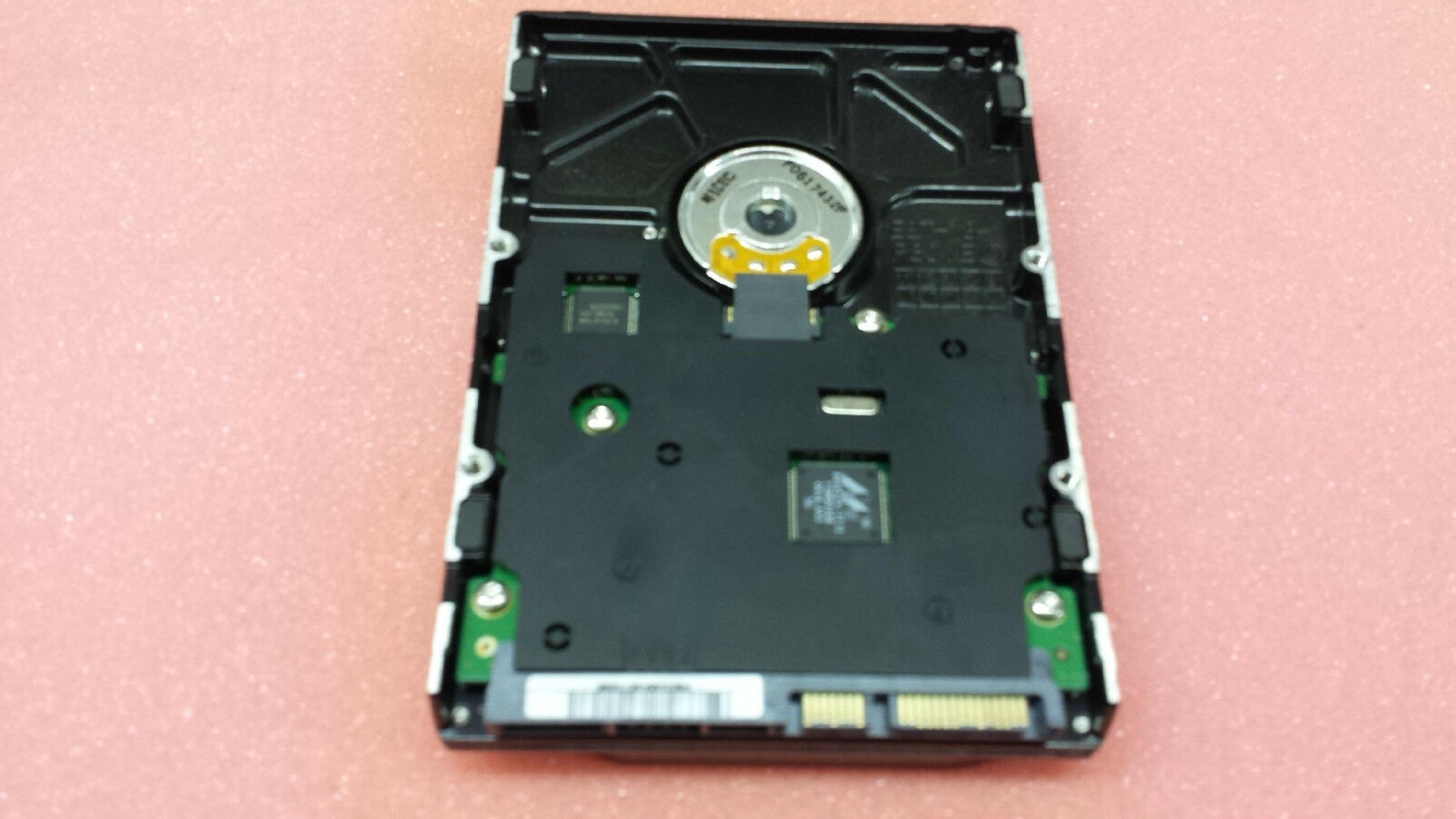 DELL XD673 80GB SATA DRIVE LBA 156,250,000 F/W: ZH100-34