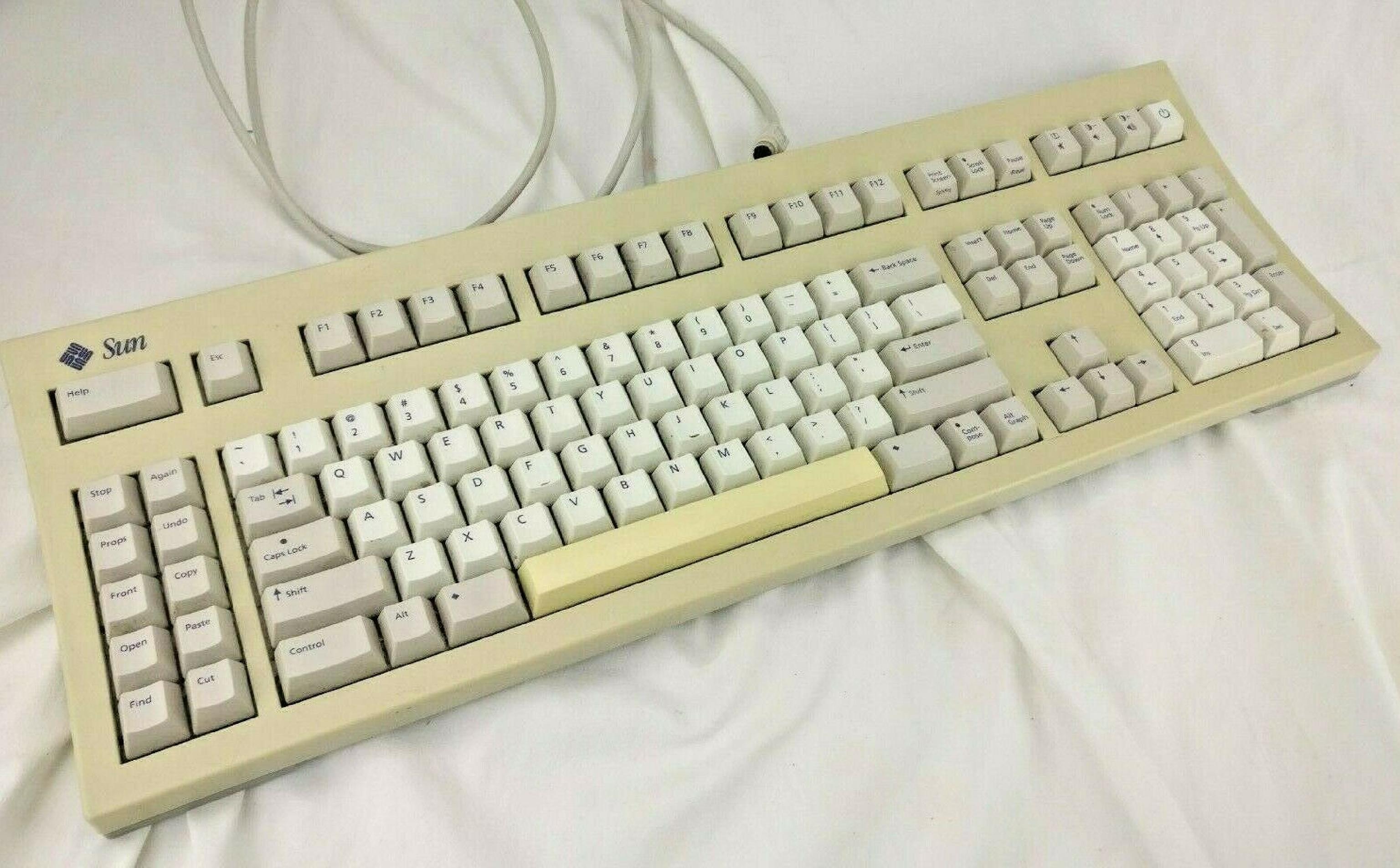 SUN MICROSYSTEMS 3201234-02 KEYBOARD MISSING LEFT ARROW KEY