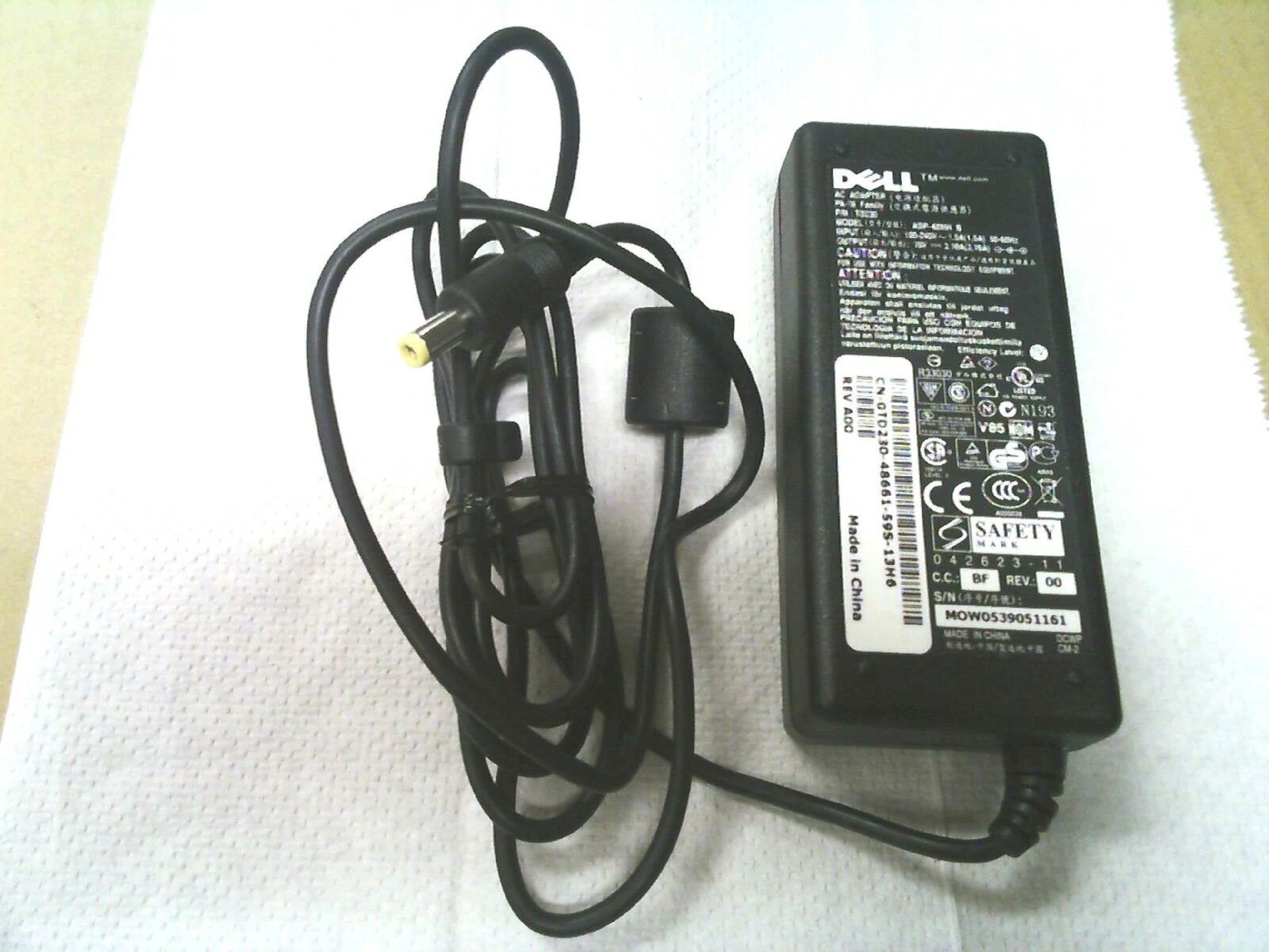 DELL 0TD231 AC ADAPTER 19V 3.16A