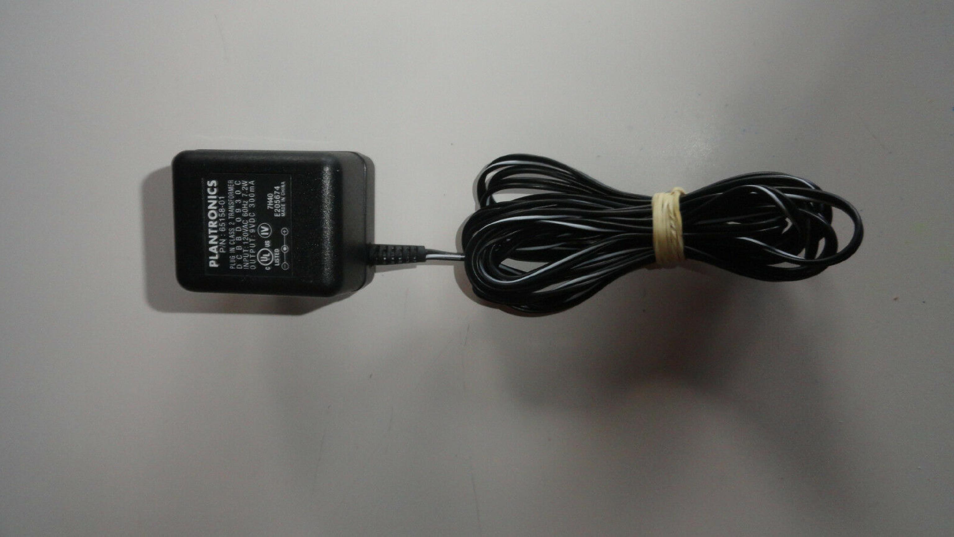 PLANTRONICS 65158-01 AC ADAPTER 9VDC 300MA POSITIVE CENTER, BARREL CONNECTOR, OD:4MM ID:1MM