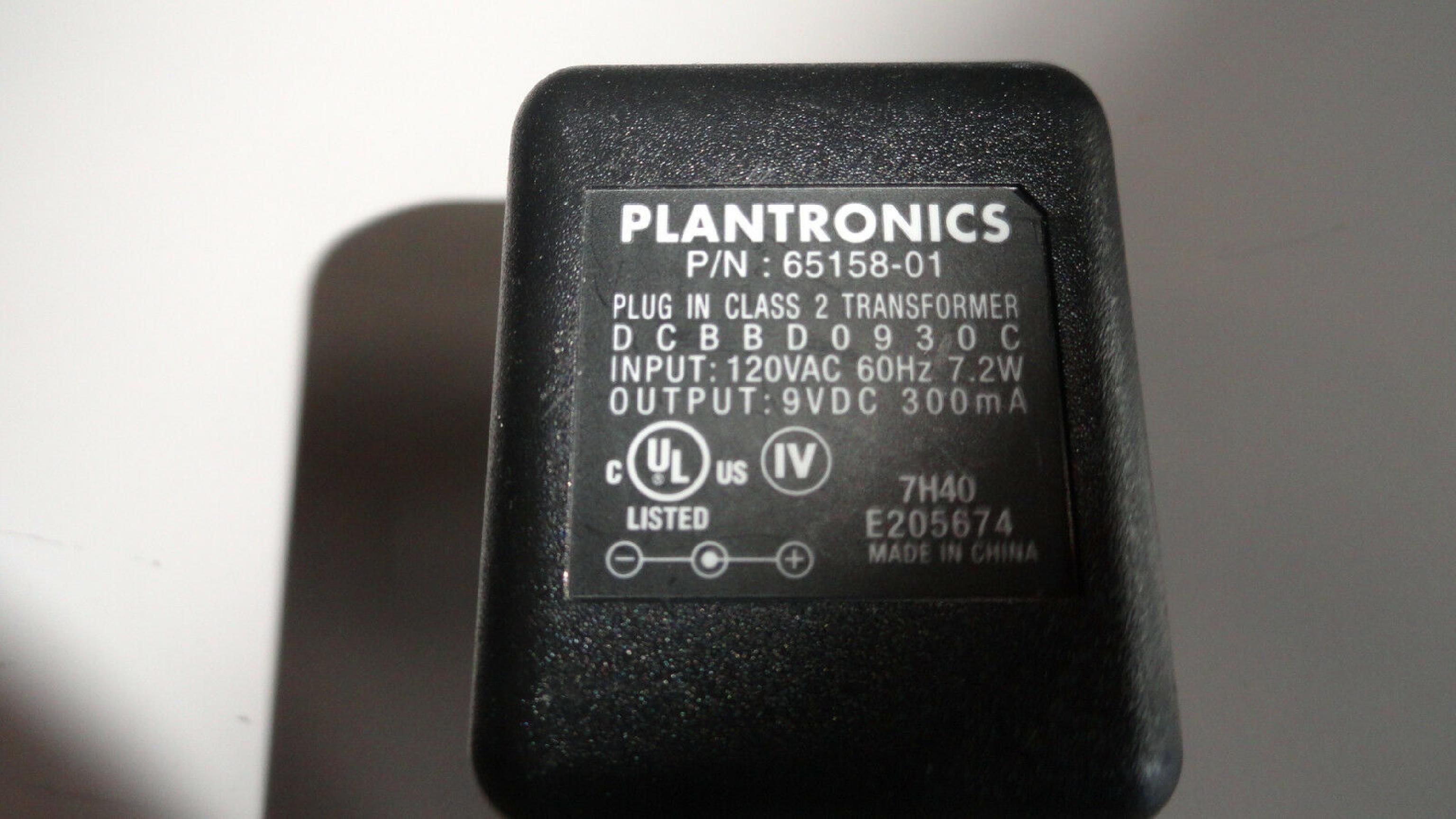 PLANTRONICS 65158-01 AC ADAPTER 9VDC 300MA POSITIVE CENTER, BARREL CONNECTOR, OD:4MM ID:1MM