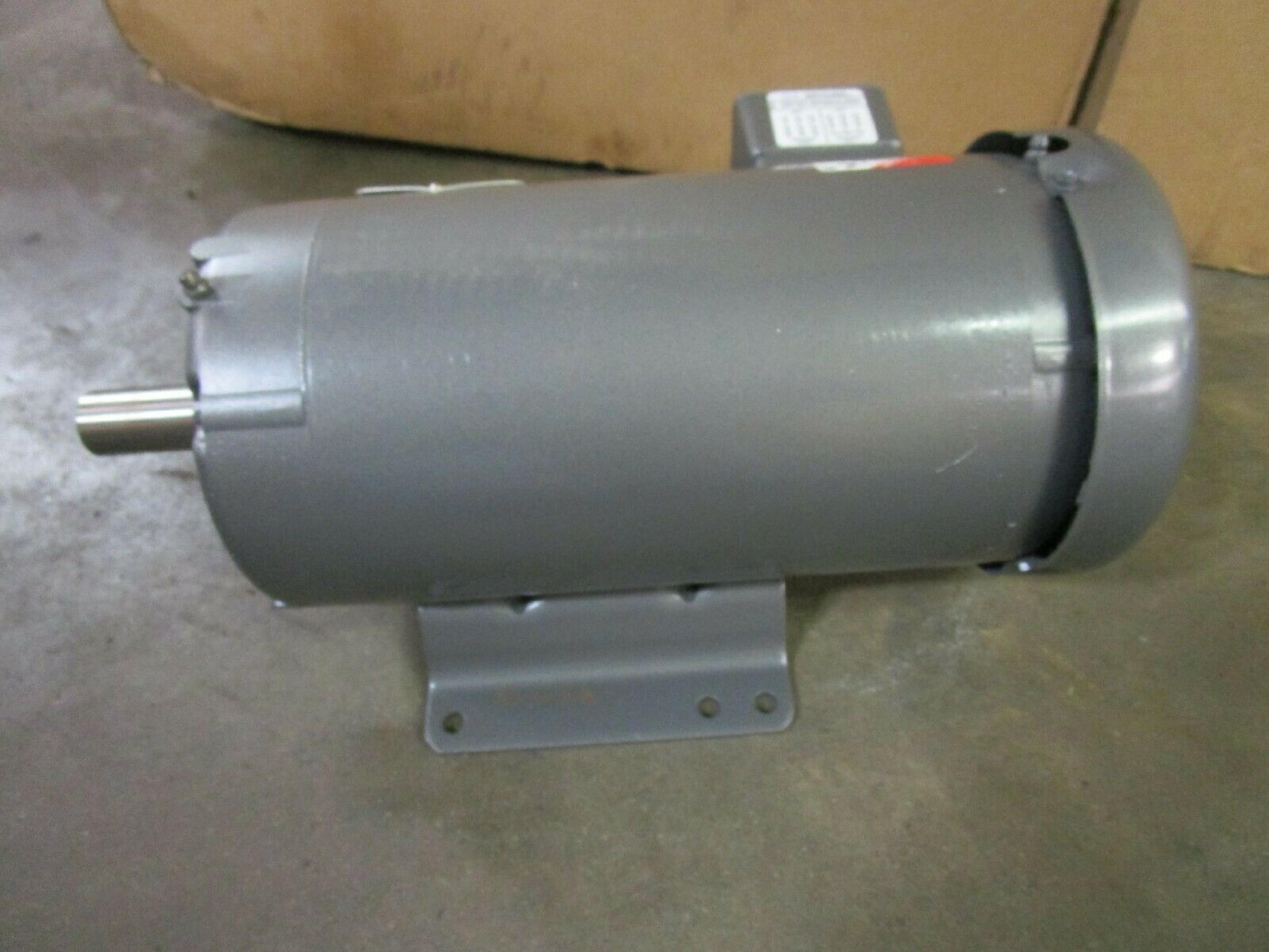 BALDOR M3611T THREE PHASE INDUSTRIAL MOTOR 1725RPM 60HZ 5HP