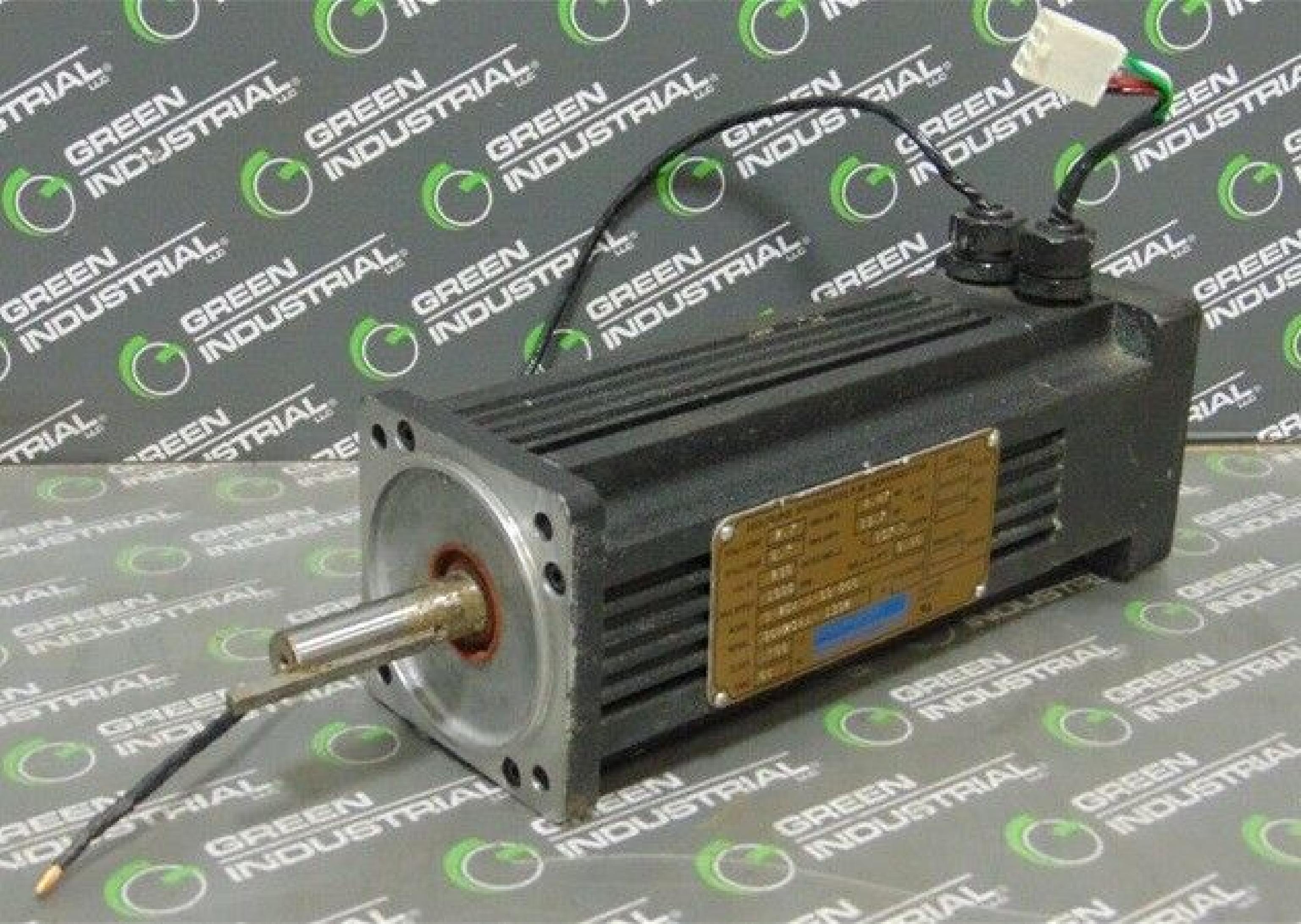 KOLLMORGEN B-204-A-99-056 230VAC GOLDLINE SERVOMOTOR 1900RPM 64HZ