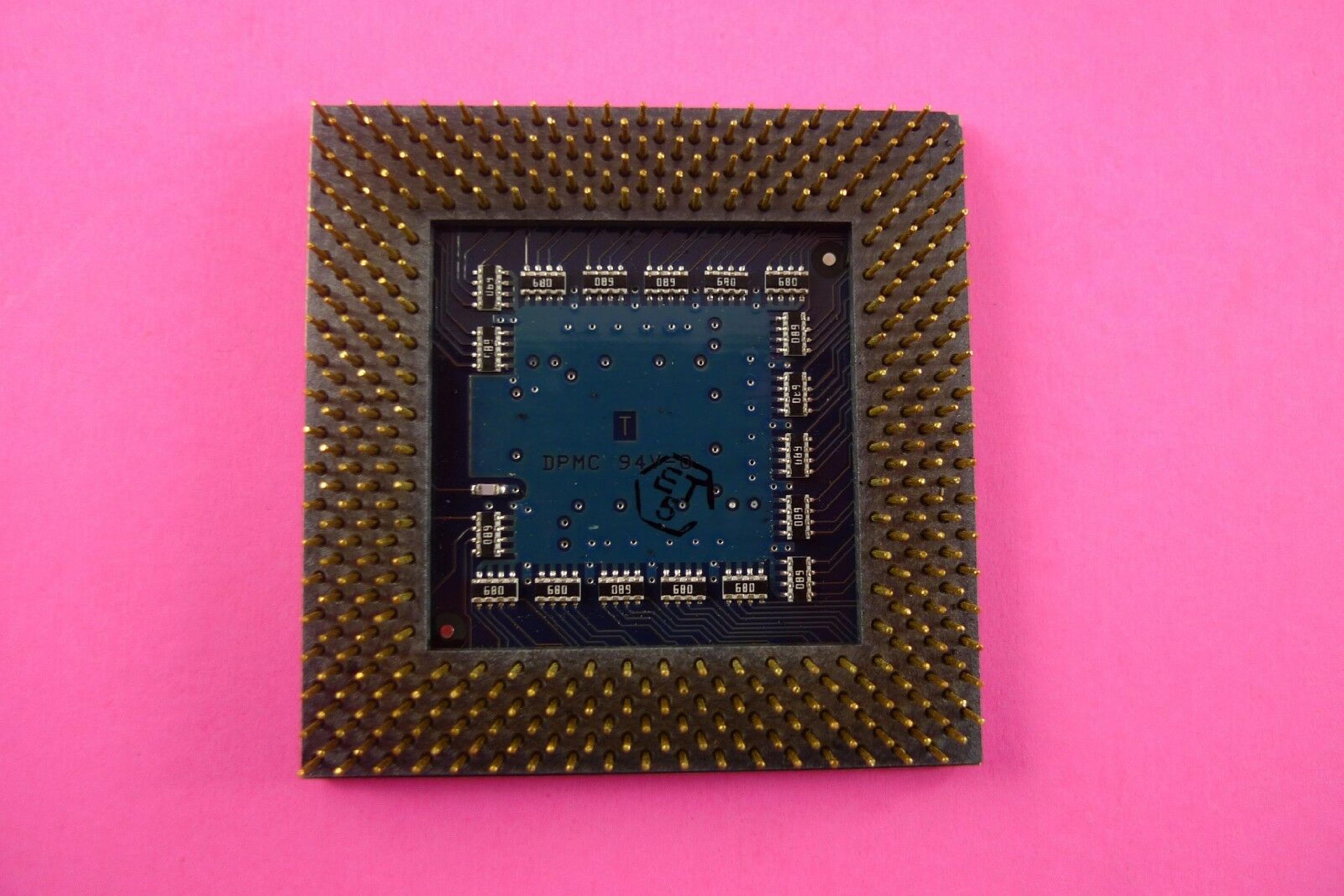 DELL 2G042 CPU TERMINATOR