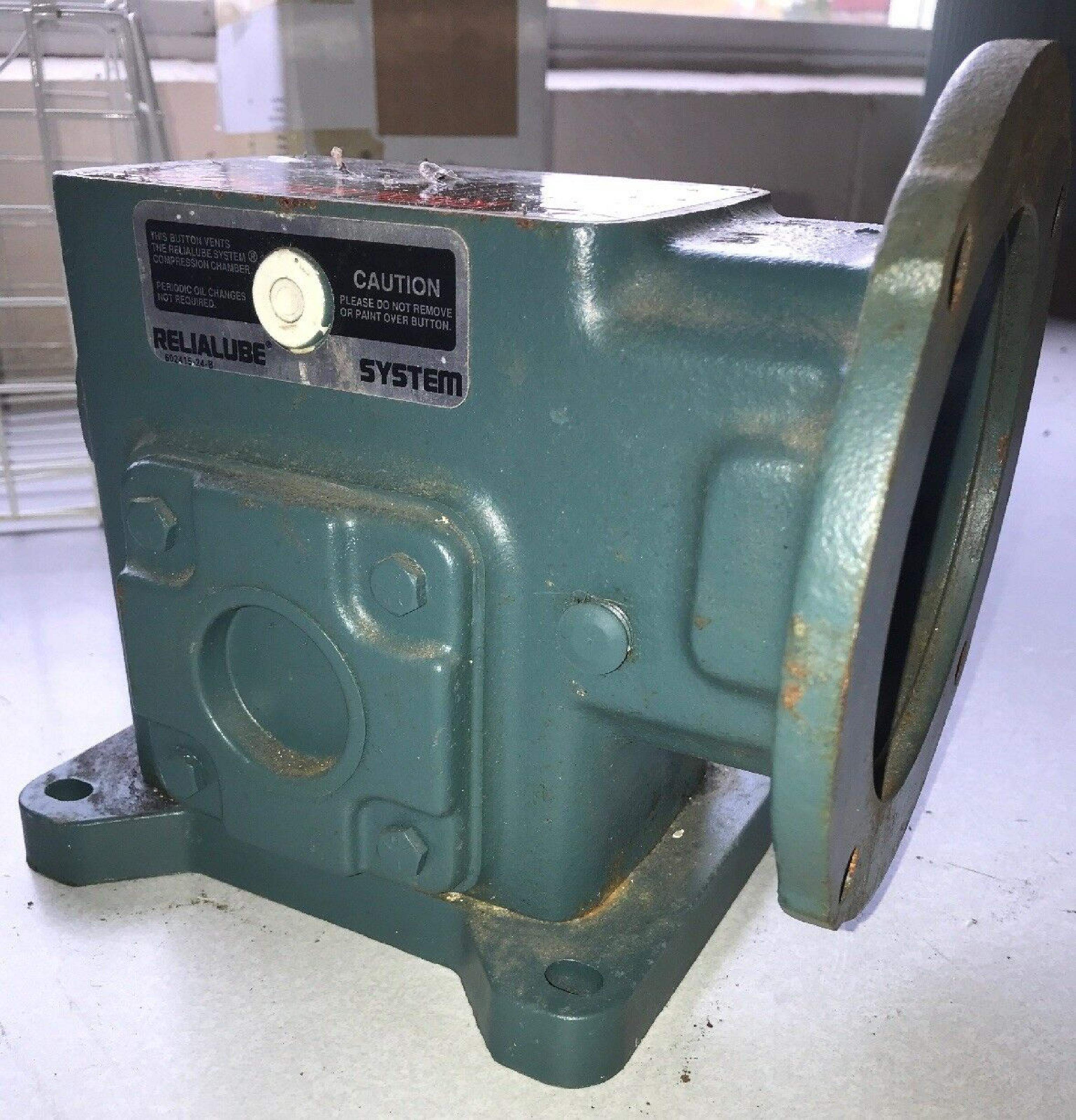 ROCKWELL DODGE AUTOMATION / DODGE MR94753L1 TIGEAR 2 RIGHT ANGLE GEAR REDUCER, MAX TORQUE OUT: 602 LB/IN, HP IN: 1.01 REDUCER; 20:1; OUT-602 IN/LB; IN - 1.04HP;