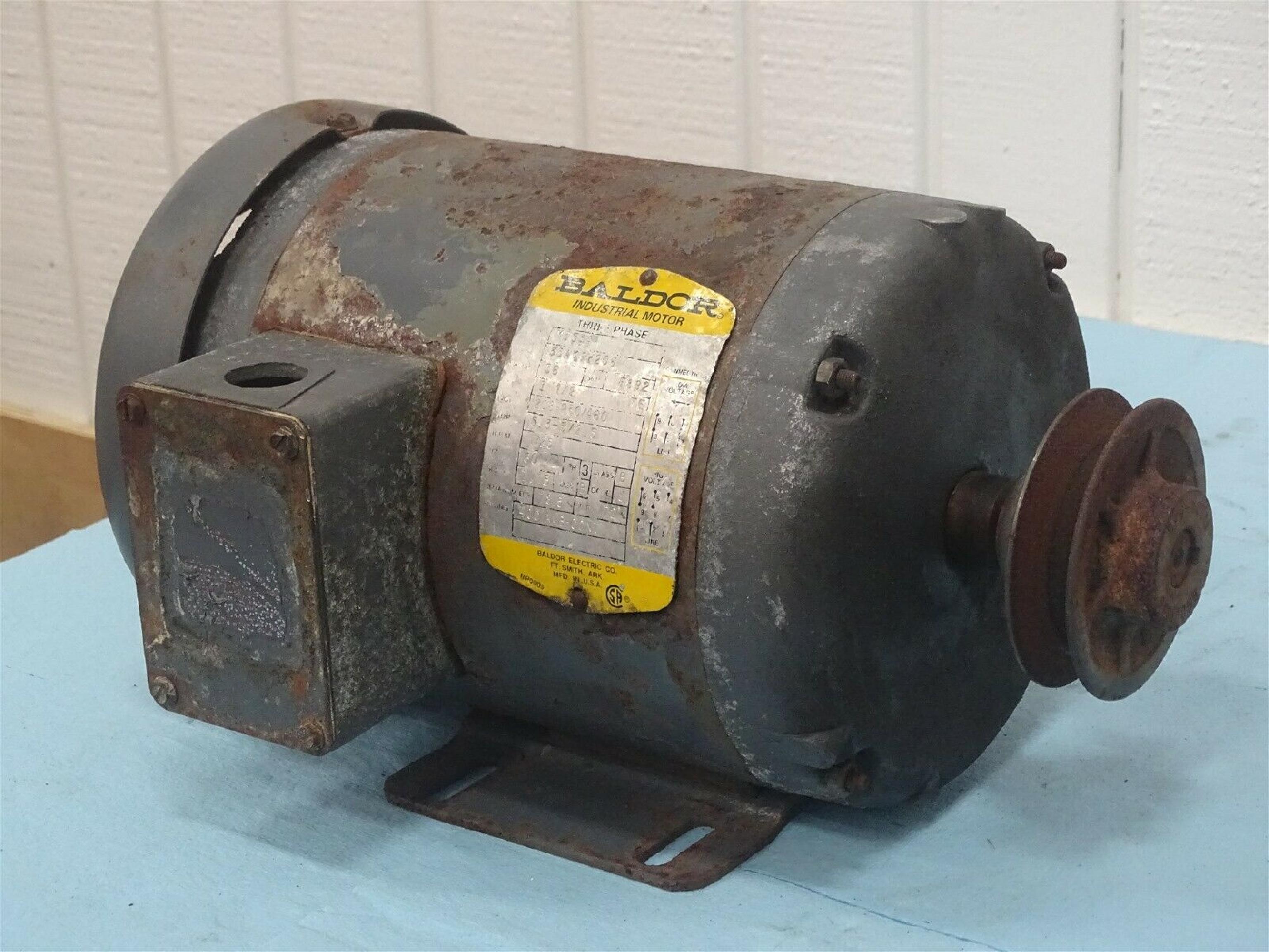 BALDOR M3554 3 PHASE INDUSTRIAL MOTOR; 1.5 HP; 1725 RPM; 208-230/460V; 60HZ; 5.3-5/2.5A;FRAME-56