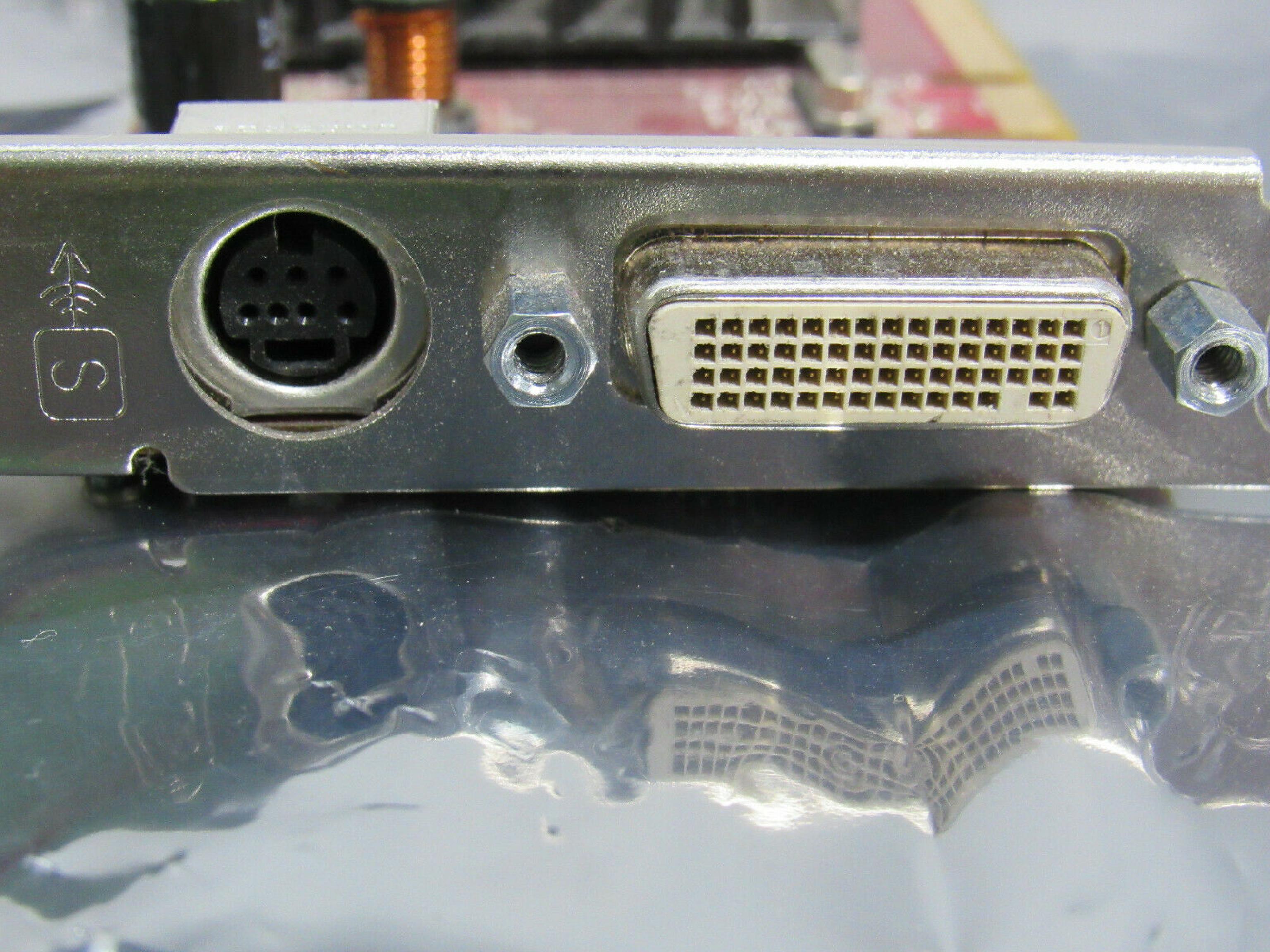 ATI 0FM351 256MB X2400 RADEON PRO DMS-59 AND SVIDEO OUTPUTS PCI-E VIDEO CARD