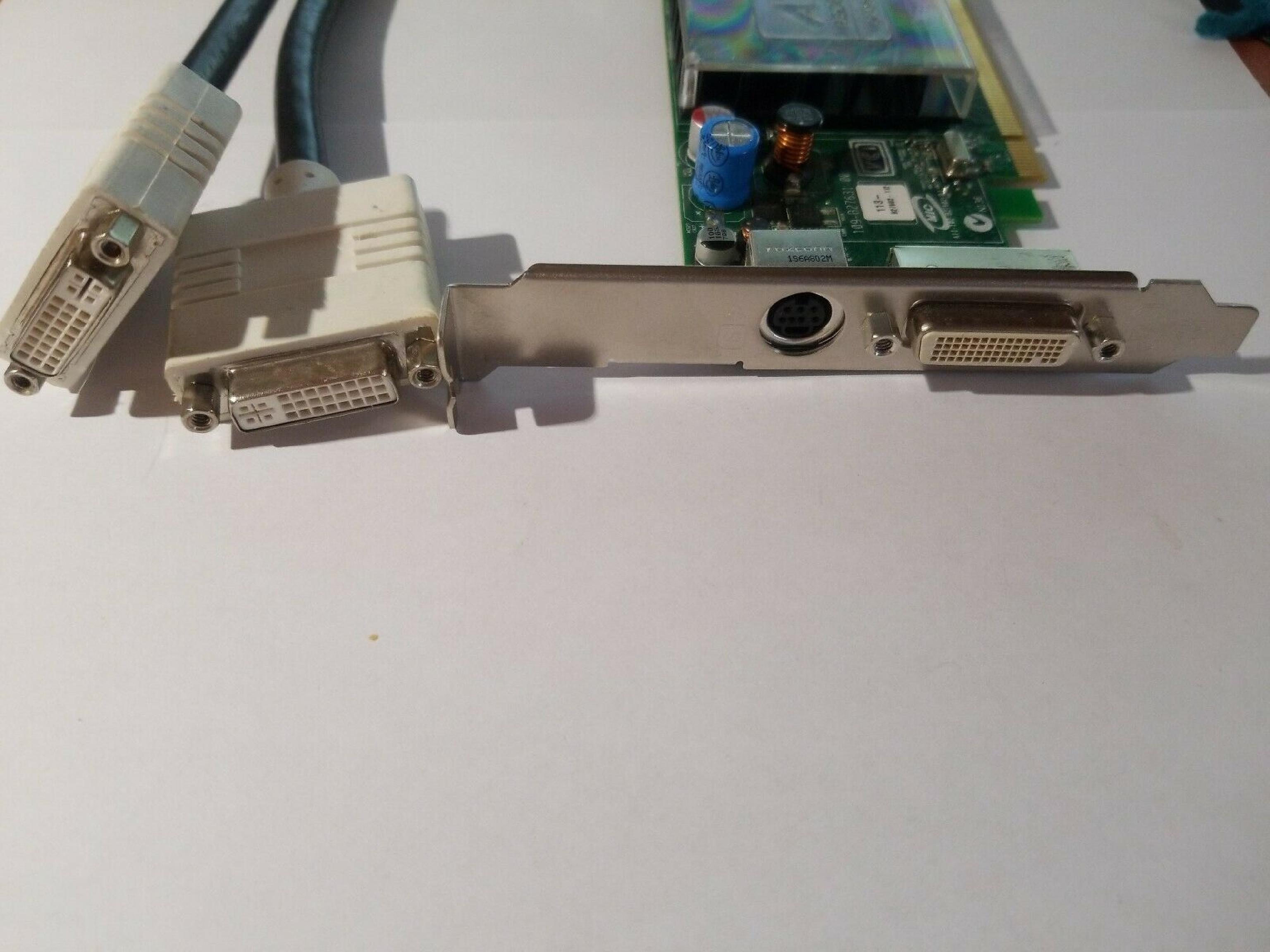 ATI B276 256MB X2400 RADEON PRO DMS-59 AND SVIDEO OUTPUTS PCI-E VIDEO CARD