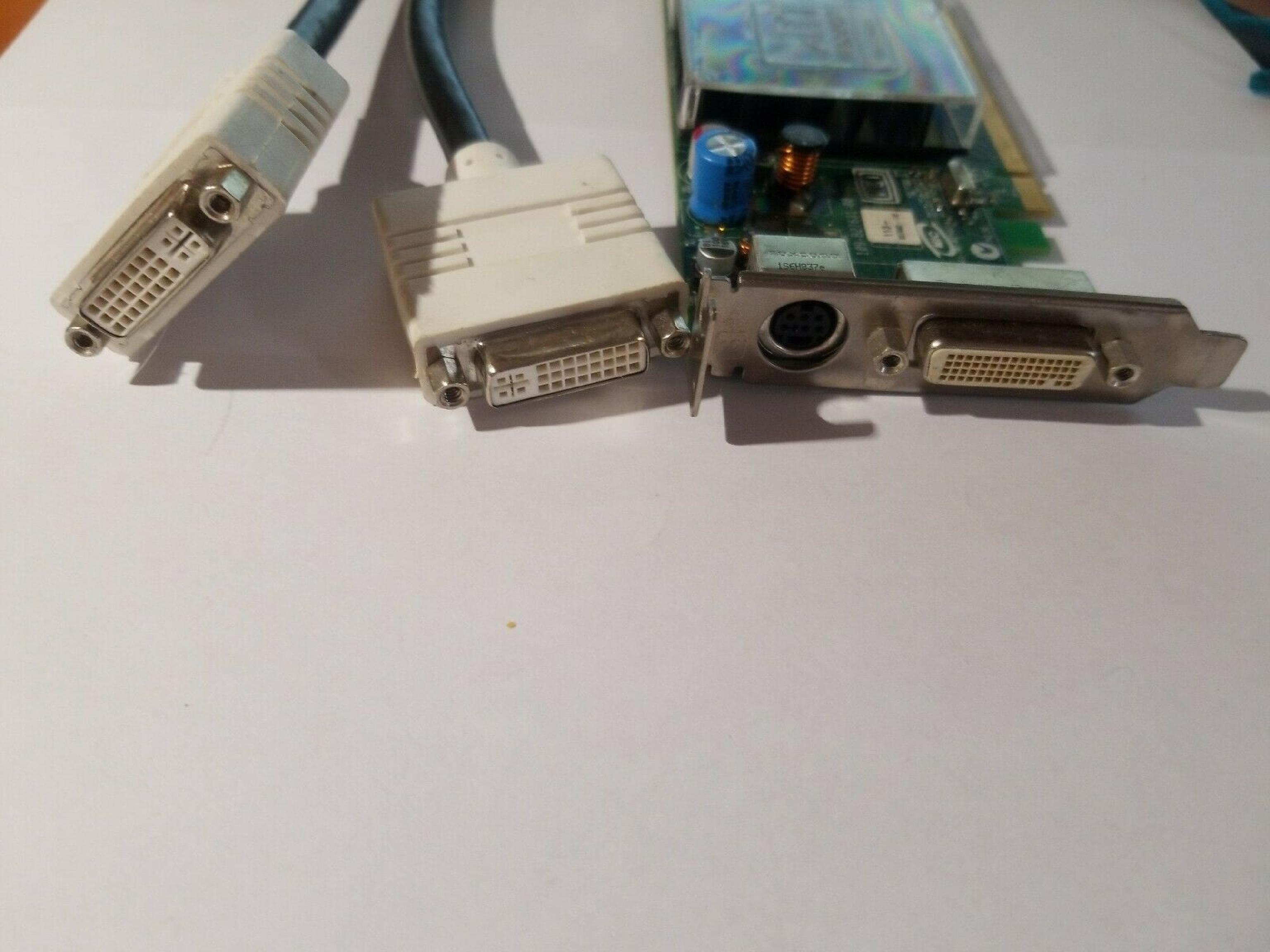 ATI B276 256MB X2400 RADEON PRO DMS-59 AND SVIDEO OUTPUTS PCI-E VIDEO CARD