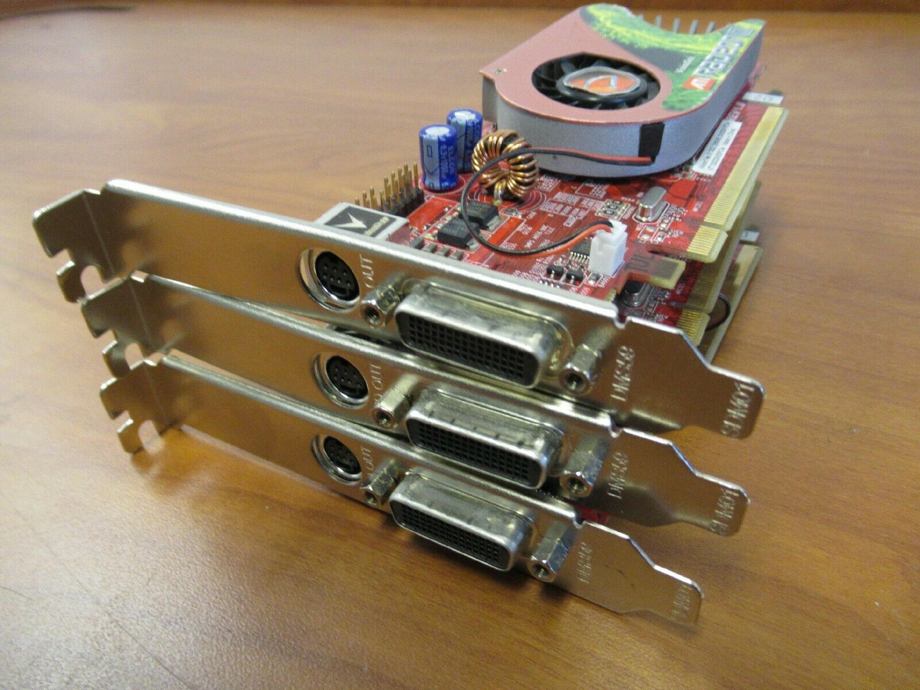 ATI VT-400078 256MB RADEON X1300 DDR2 PCI-E WITH DMS-59 AND SVID OUTPUTS VIDEO CARD
