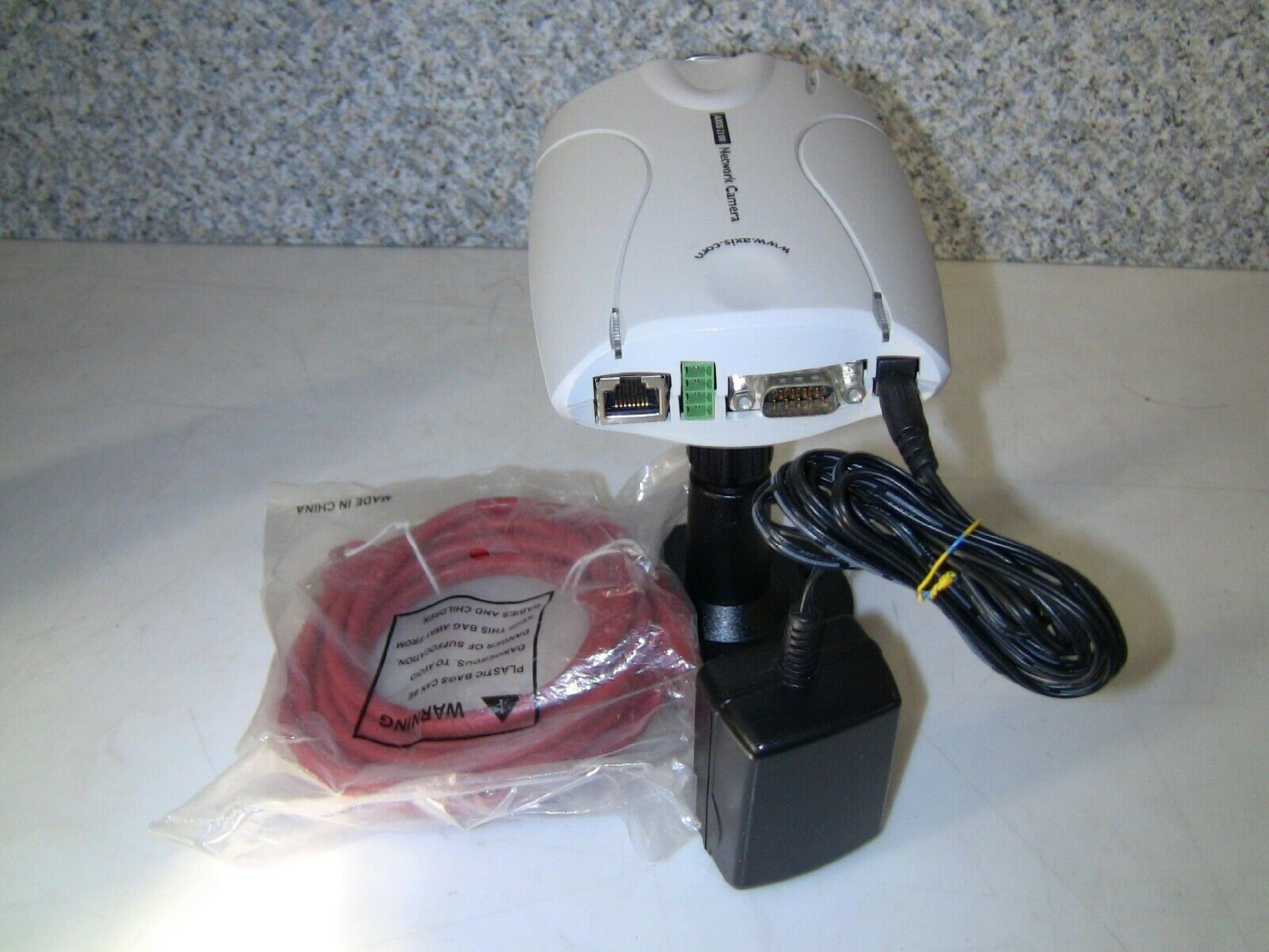 AXIS 0106-001-01 2100 NETWORK CAMERA WITH POWER SUPPLY