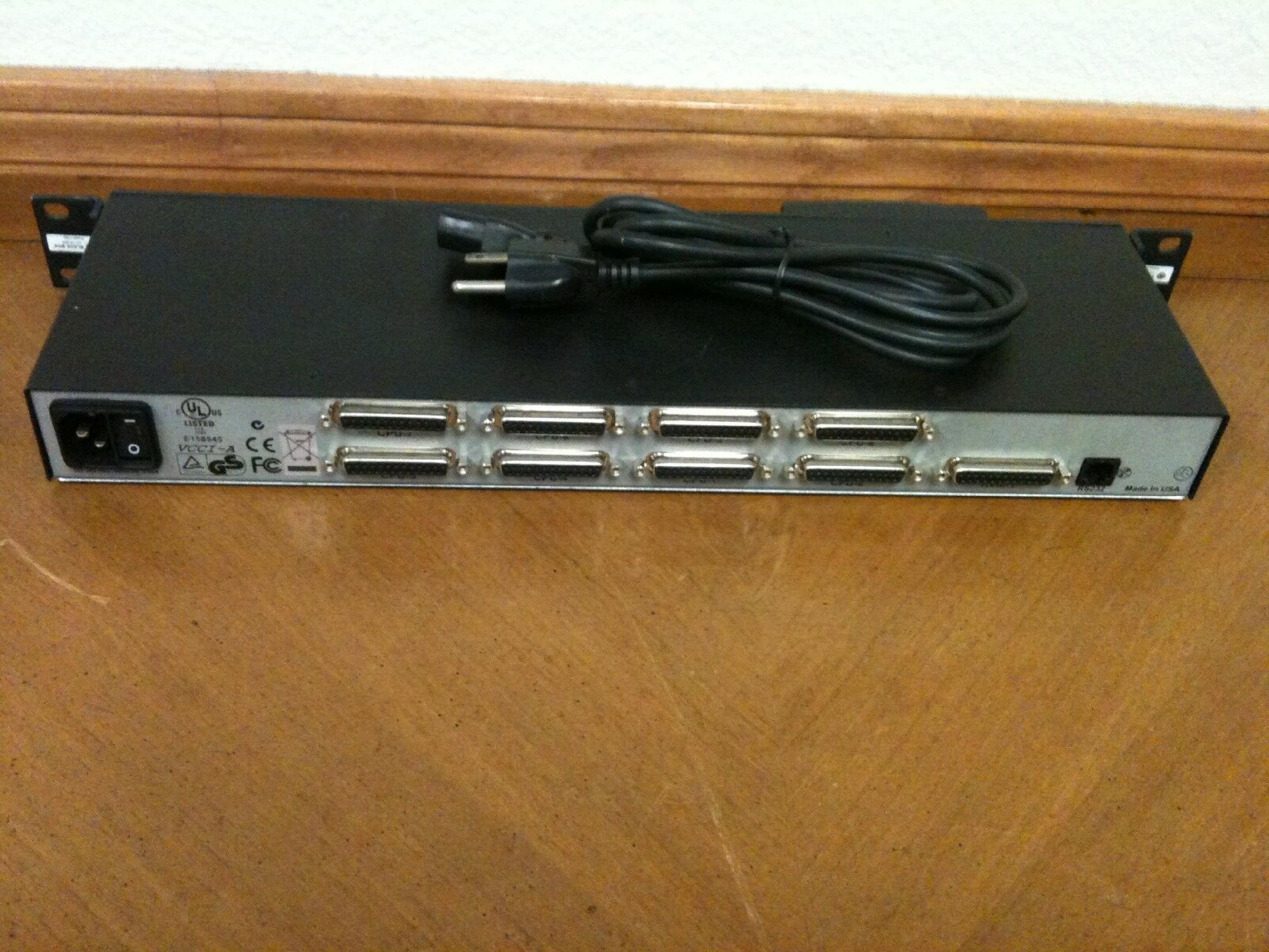 BLACK BOX KV5008SA-R2 8PORT KVM