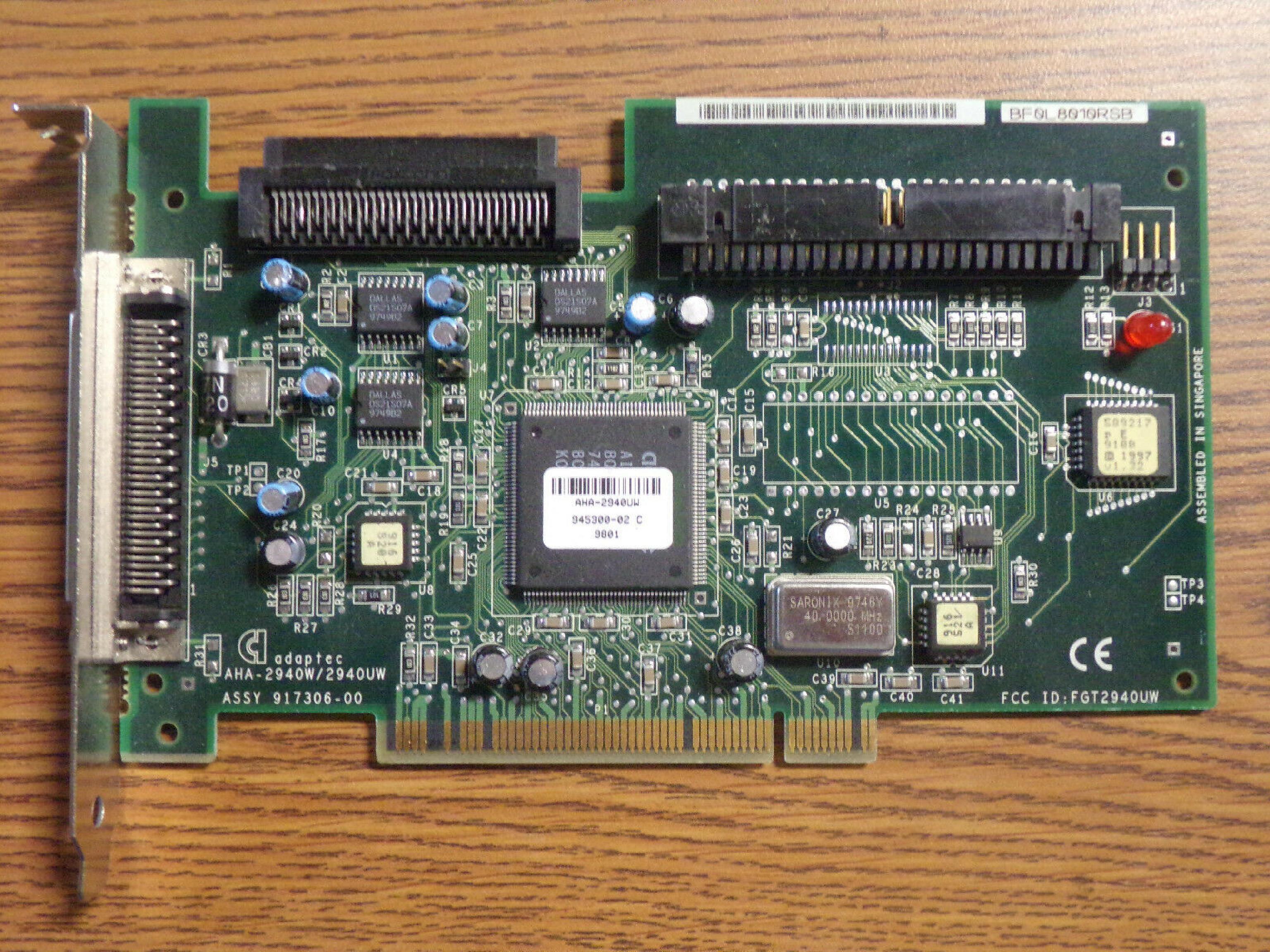 ADAPTEC / GATEWAY 2000 AHA-2940W PCI SCSI CONTROLLER ULTRA WIDE