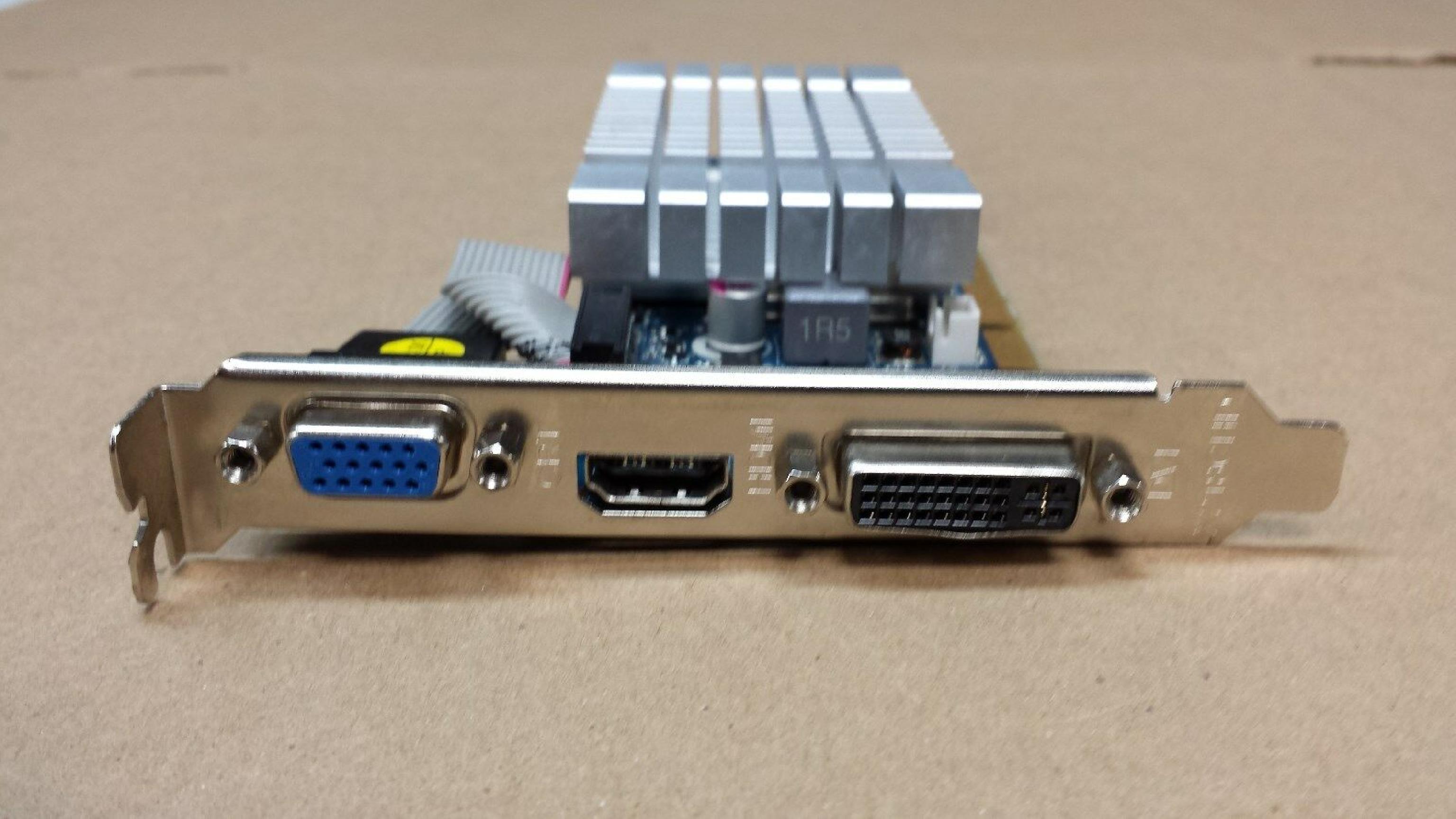 ATI / NVIDIA E248779 RADEON 9250 128MB PCI D128M AGP