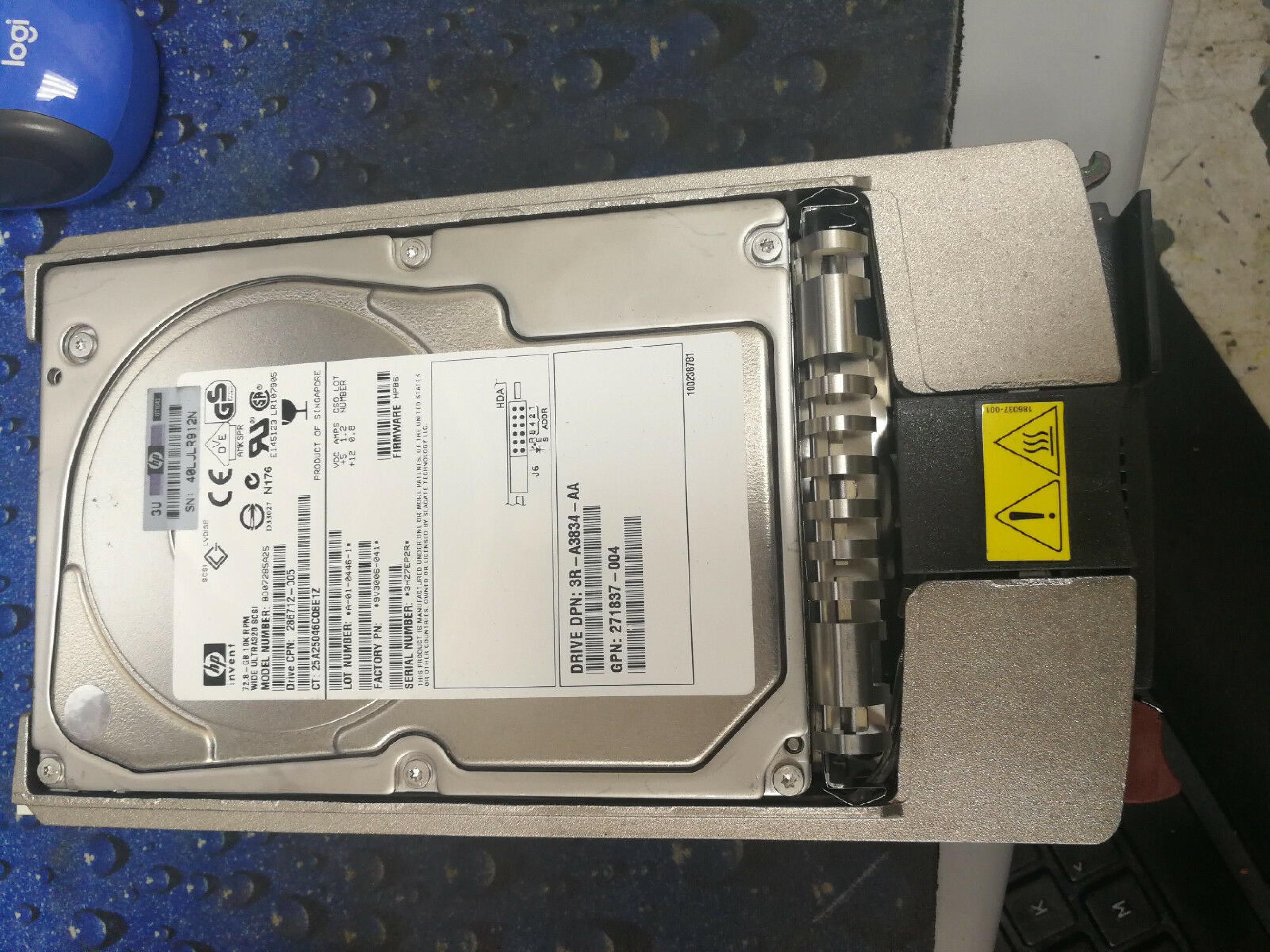 COMPAQ / HEWLETT PACKARD / HP BD0726459C 72.8GB 3.5IN 10K RPM WIDE ULTRA 3 SCSI LVD/SE FIRMWARE: B010 DATE: 2001-12 REV. B B016 2002-09 REV.B B005 2001-09 ULTRA3 REV:A01 FIRM: 2002-10 DE REV ID: JW 2002-05