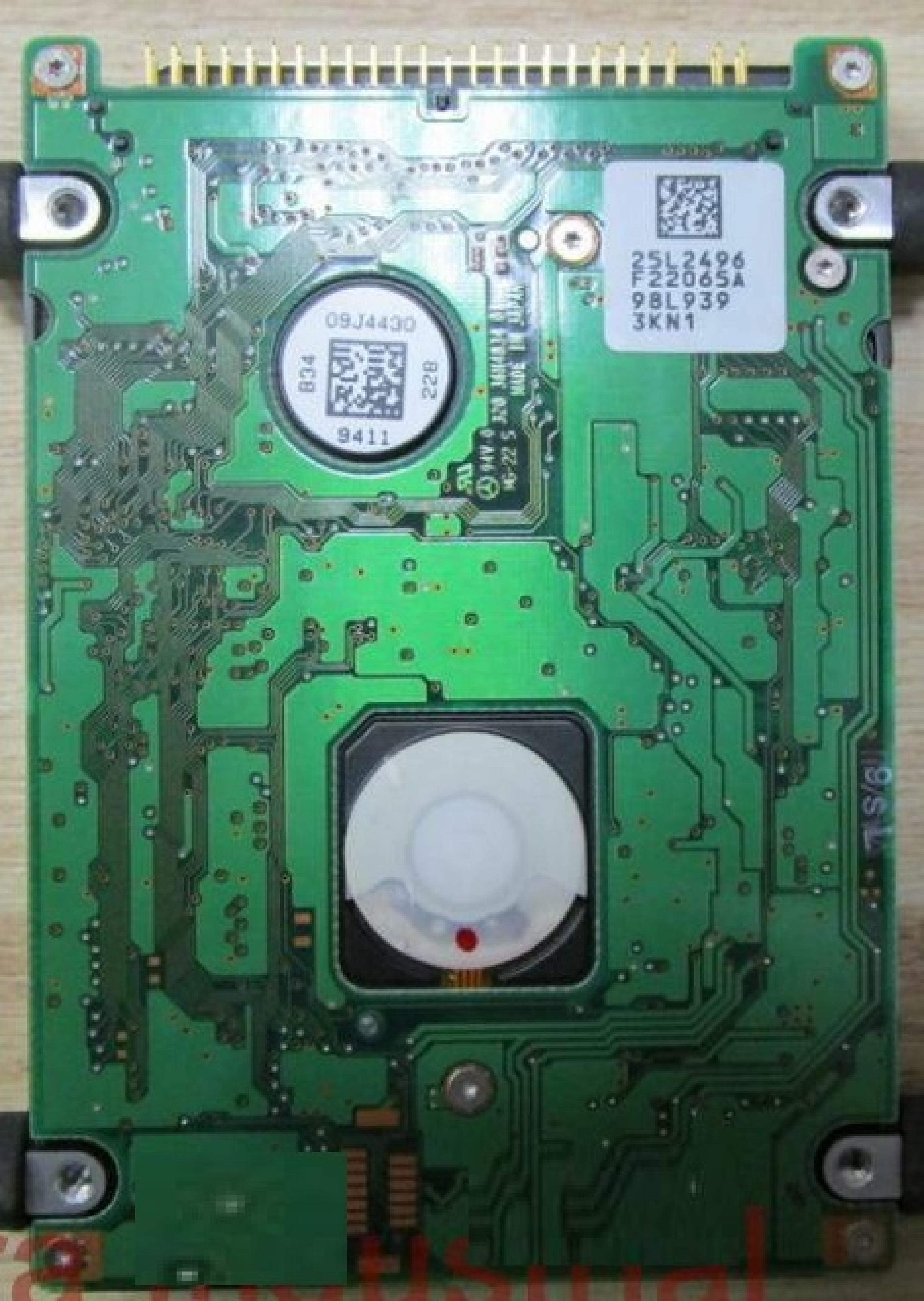 IBM 31L9718 6.49GB ATA/IDE PCB (H17-11)