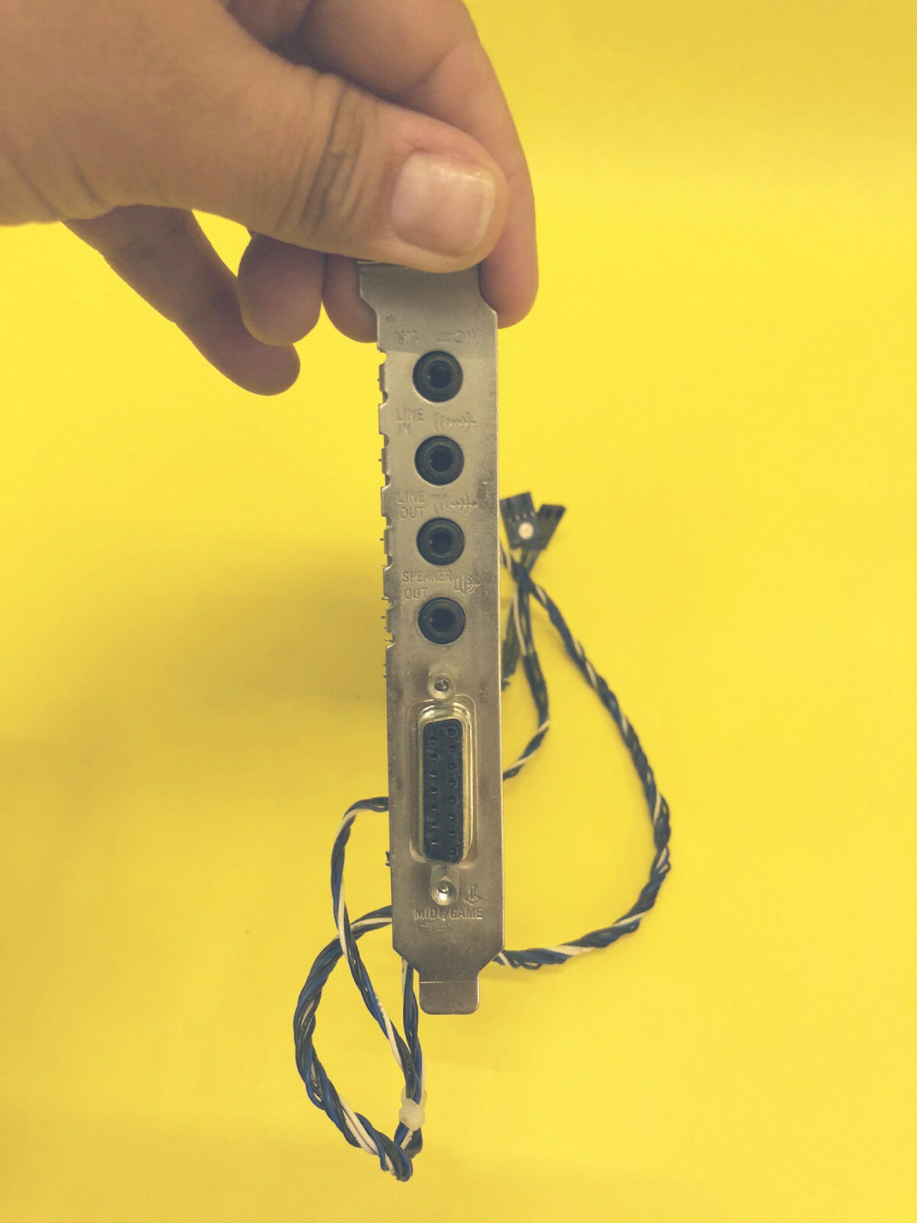 IBM 09N5384 09N5384 LENOVO APTIVA ESS SOLO-1 AUDIO CARD