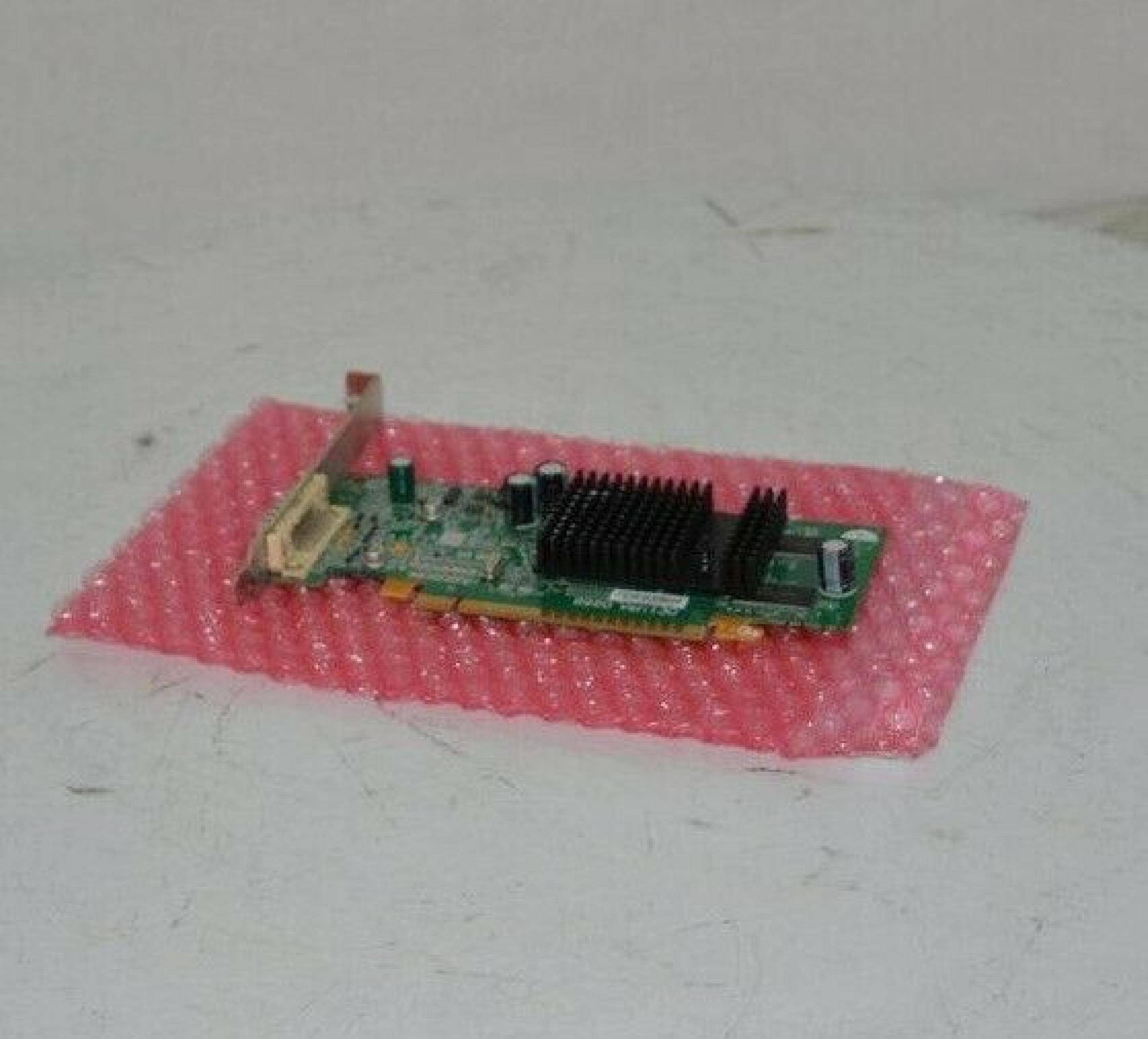 ATI 102A2590400 128MB PCI-E RADEON X300 VIDEO CARD WITH DMS59 PORT