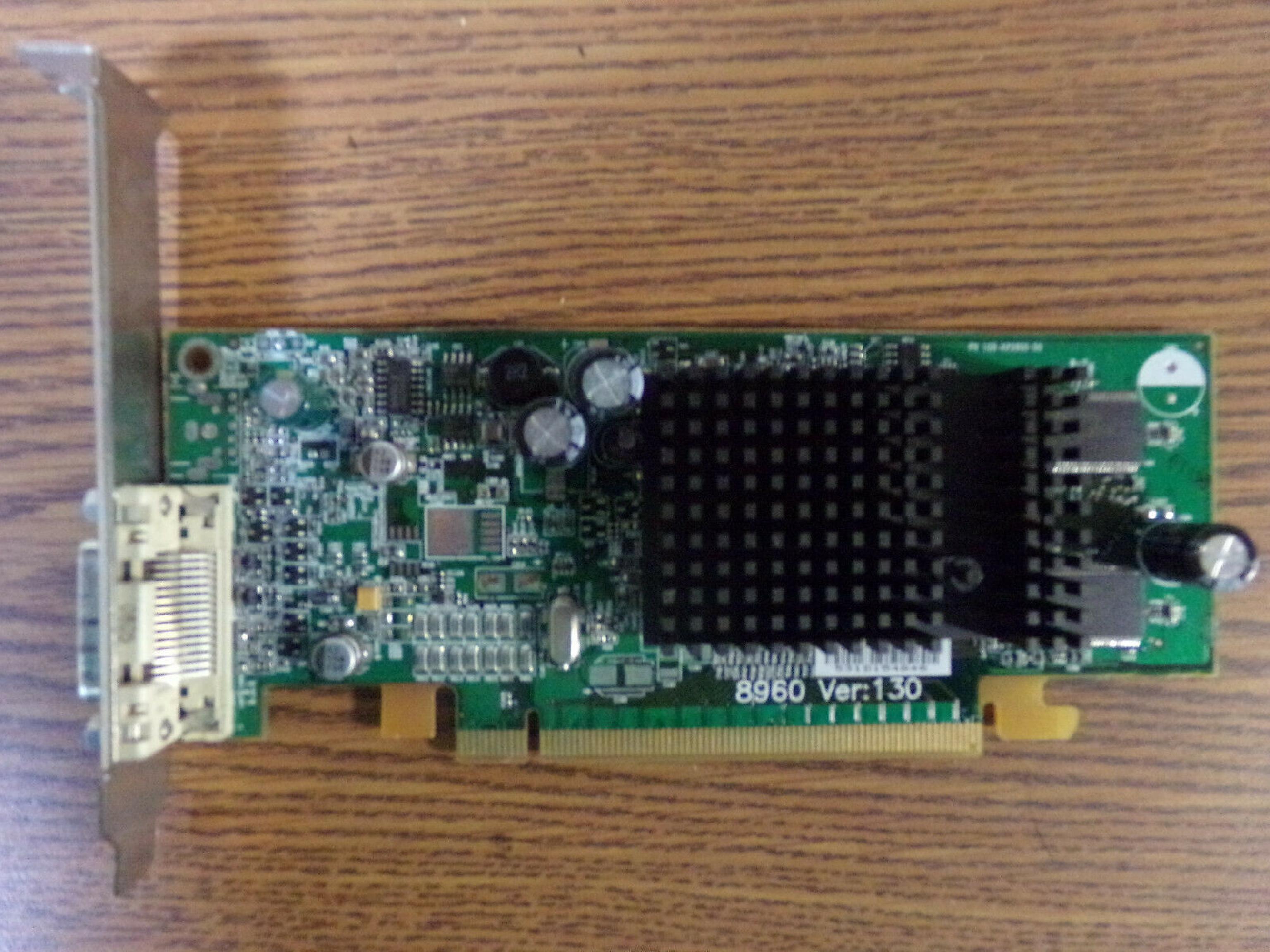 ATI 102A2590401 128MB PCI-E RADEON X300 VIDEO CARD WITH DMS59 PORT