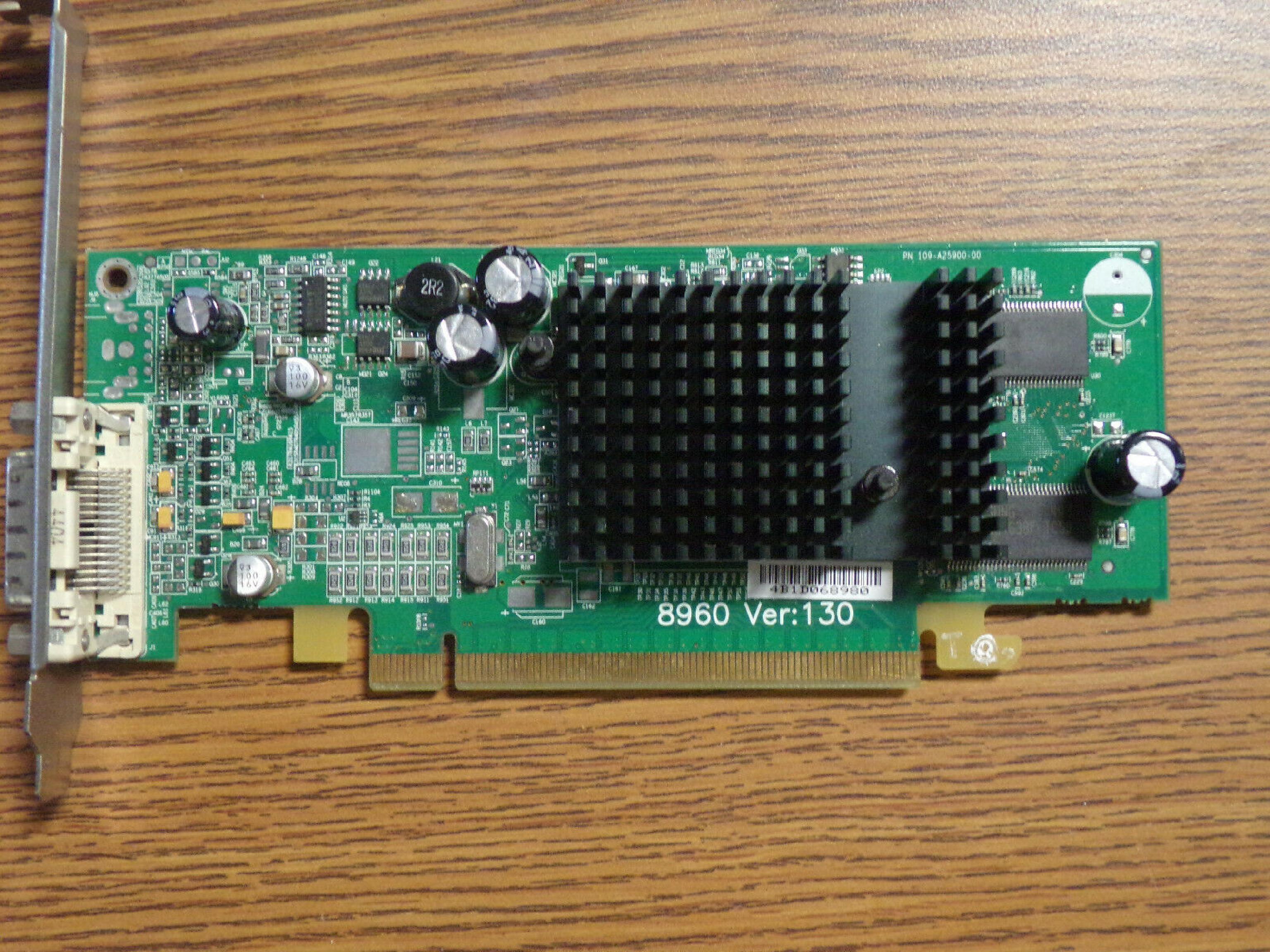 ATI 8960 128MB PCI-E RADEON X300 VIDEO CARD WITH DMS59 PORT
