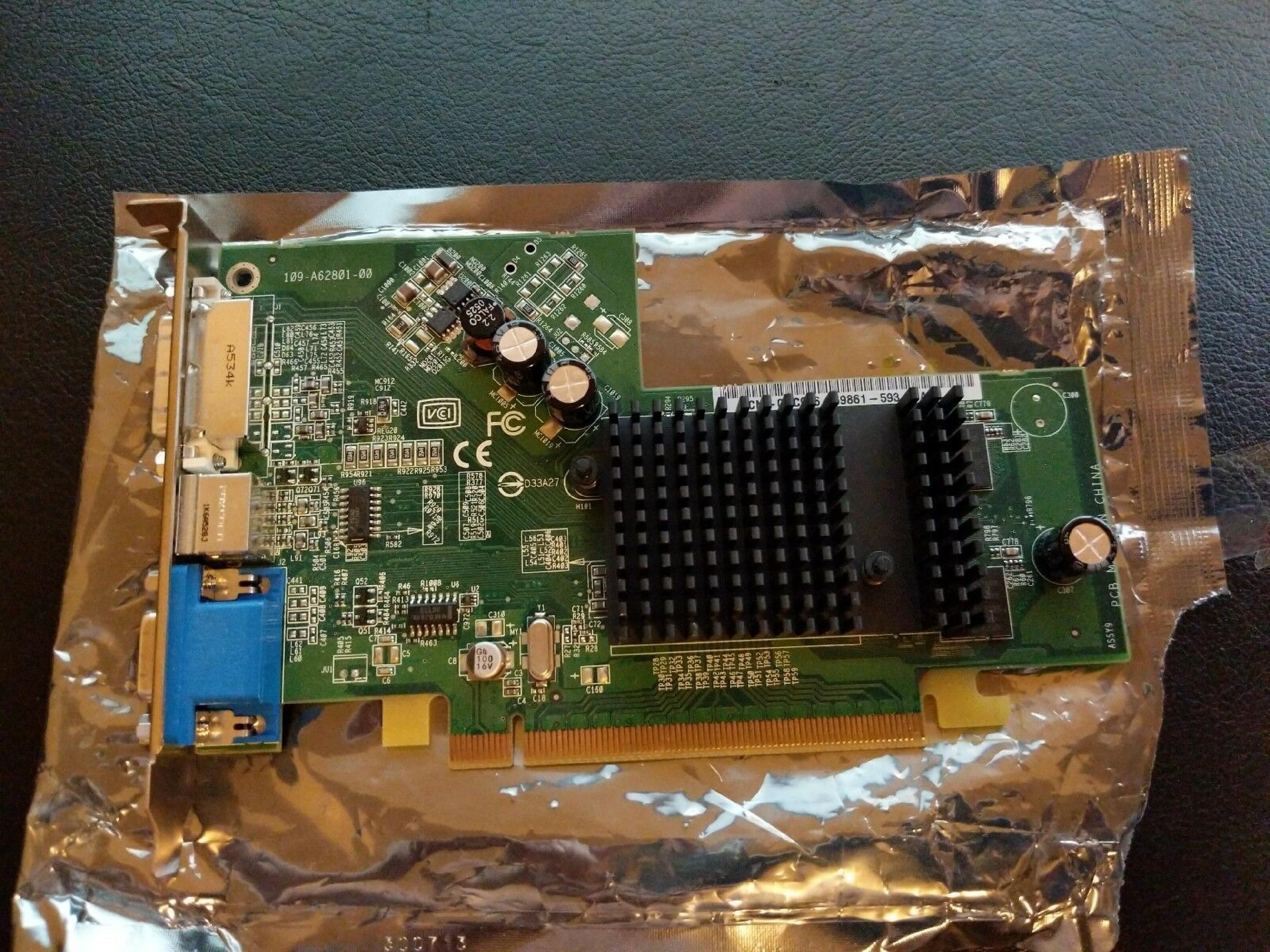 ATI H3823 128MB PCI-E RADEON X300 VIDEO CARD WITH DMS59 PORT