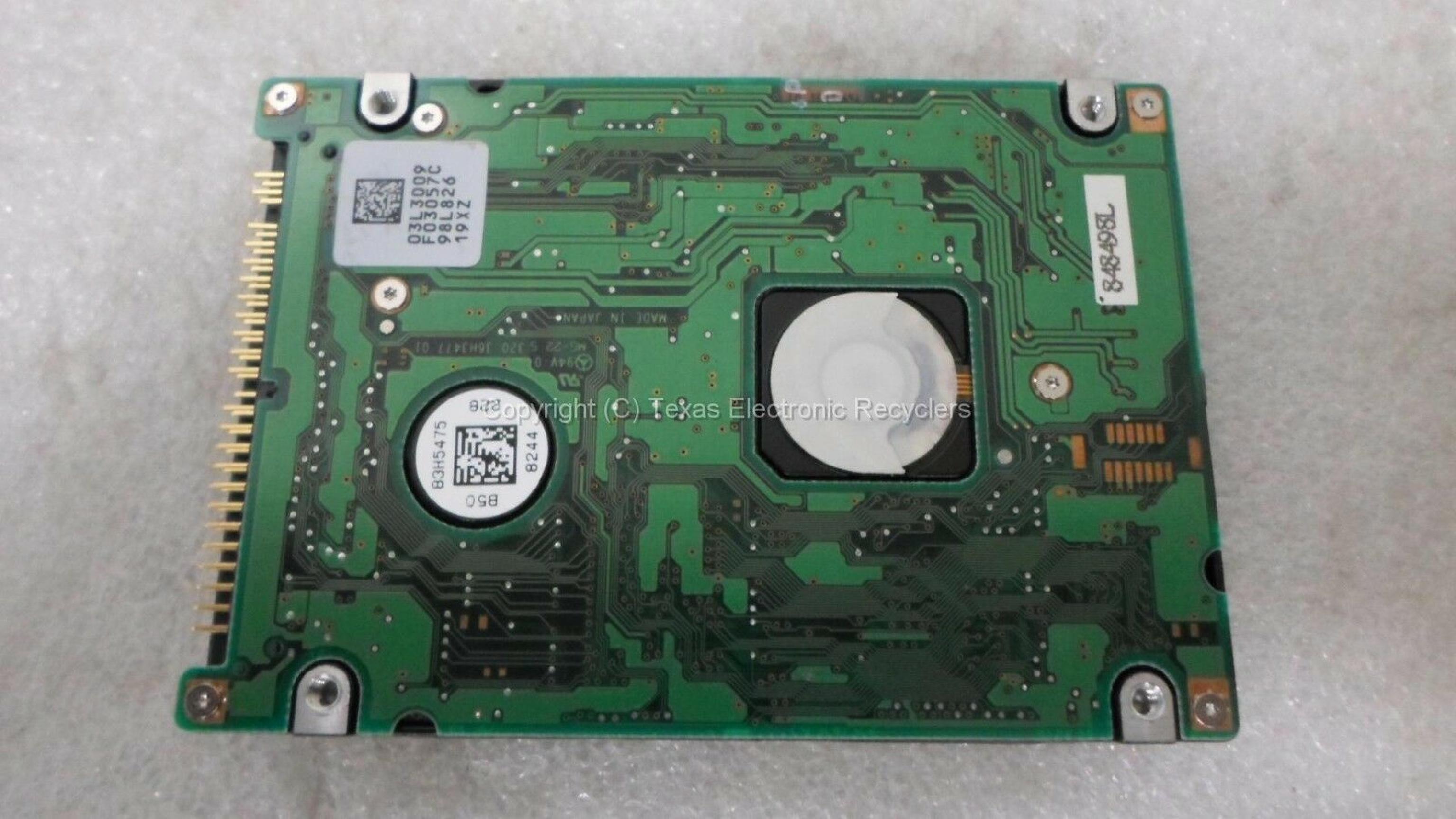 IBM 38951 4GB 2.5 INCH DRIVE MLC F03057 DATE JAN-98