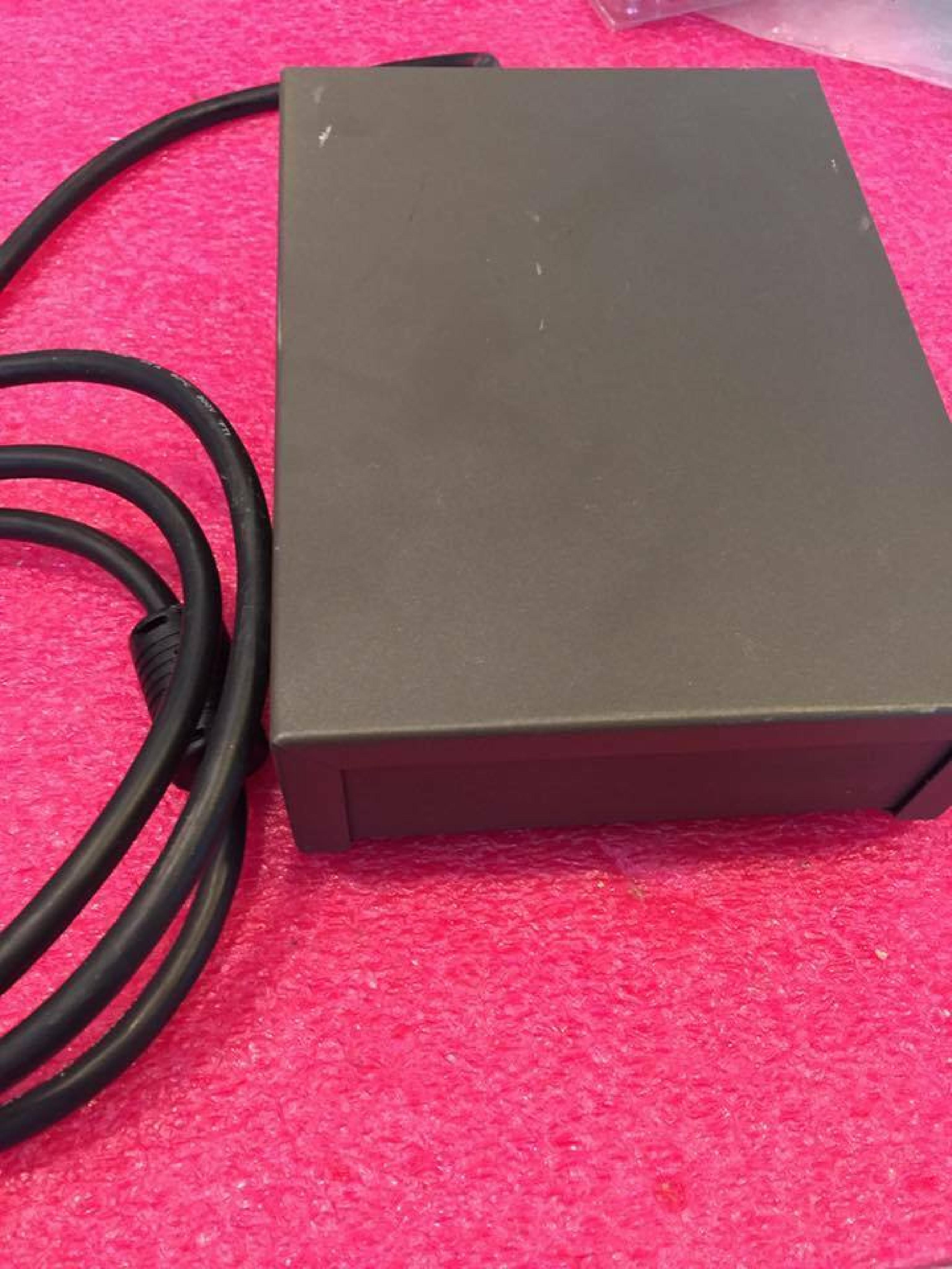 IBM UP0604A-IBM 4695 EXTERNAL POWER SUPPLY