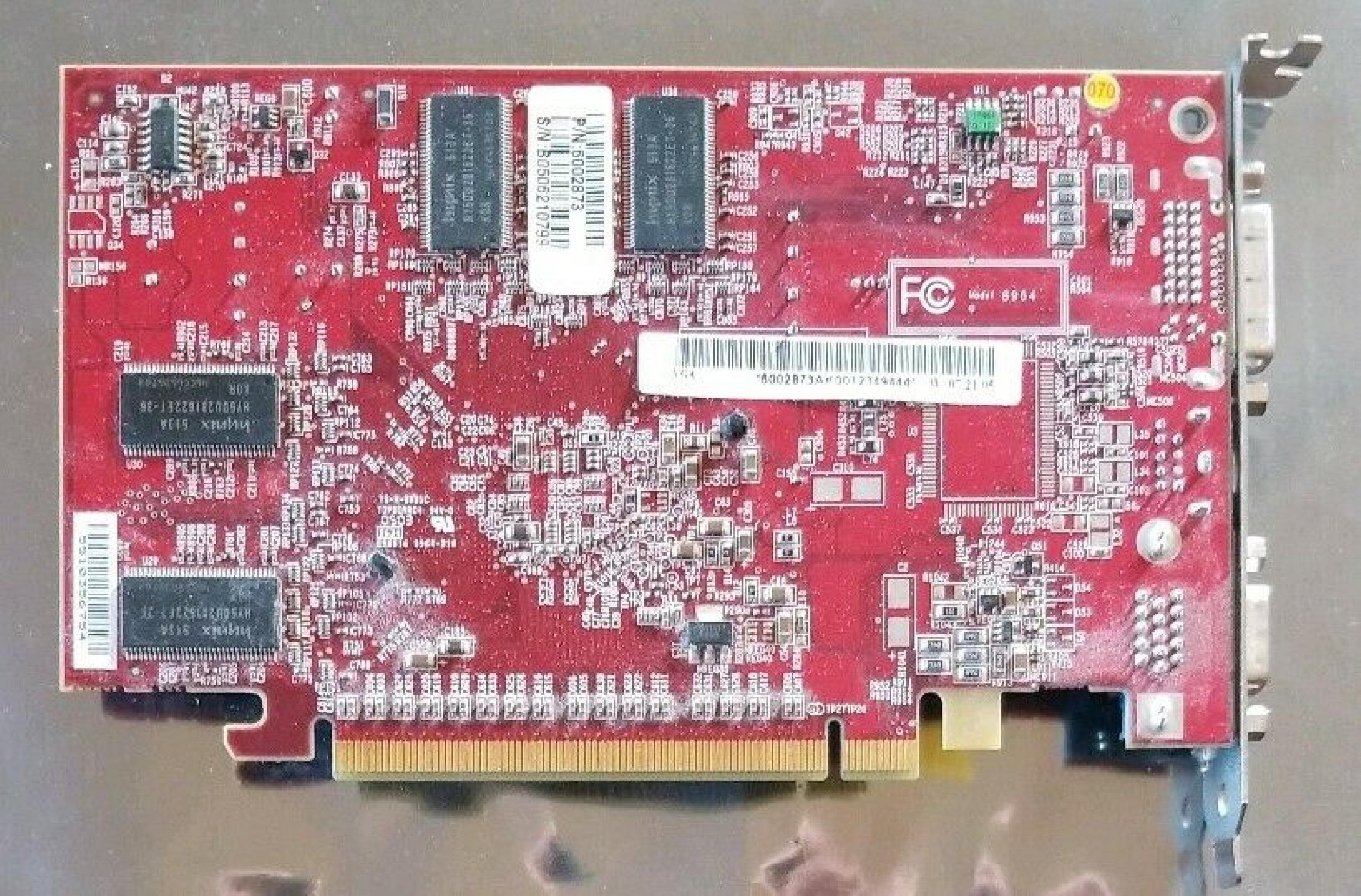 ATI 8964 RADEON X300 PCI-E VIDEO CARD