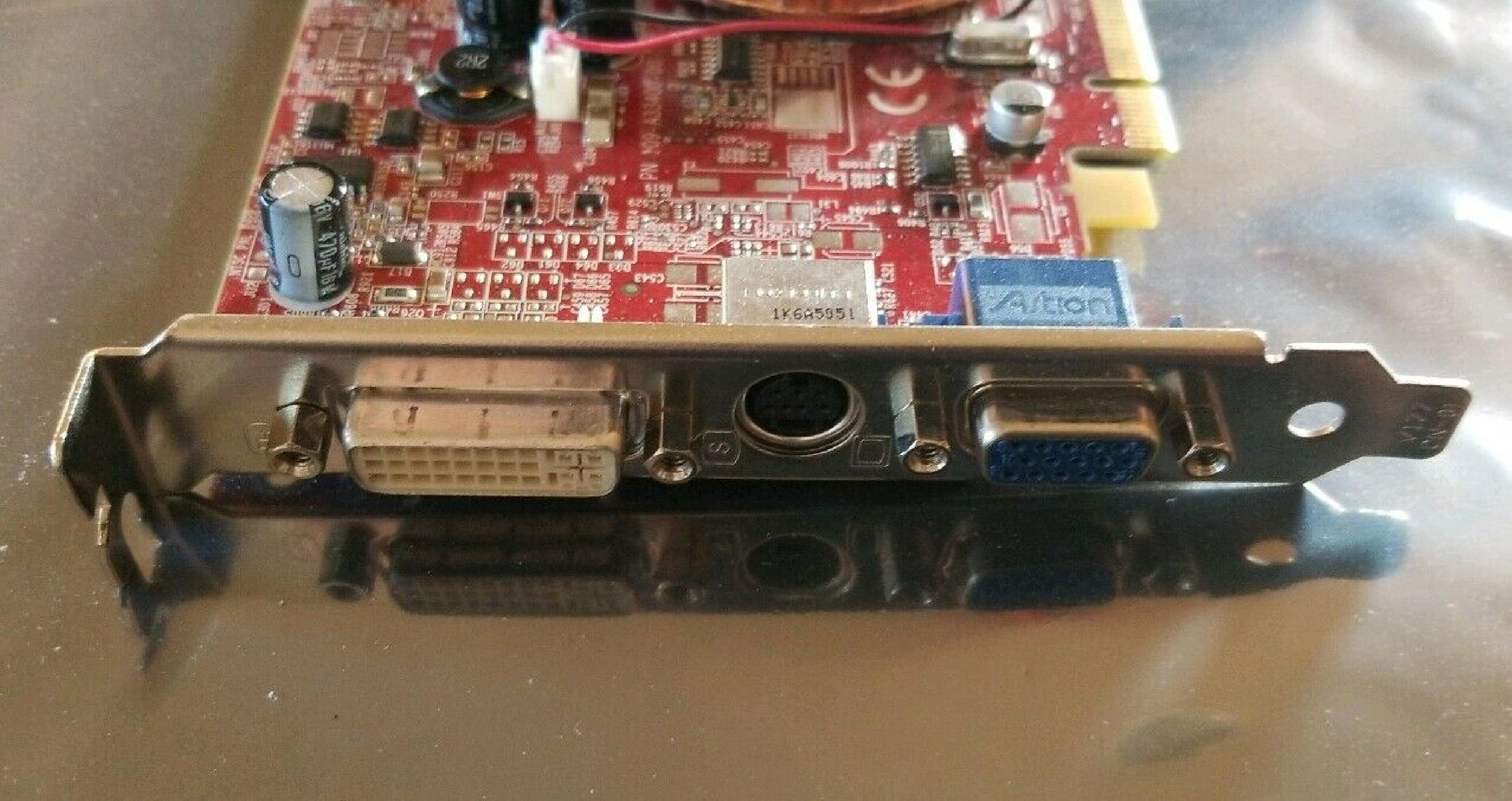 ATI 8964 RADEON X300 PCI-E VIDEO CARD