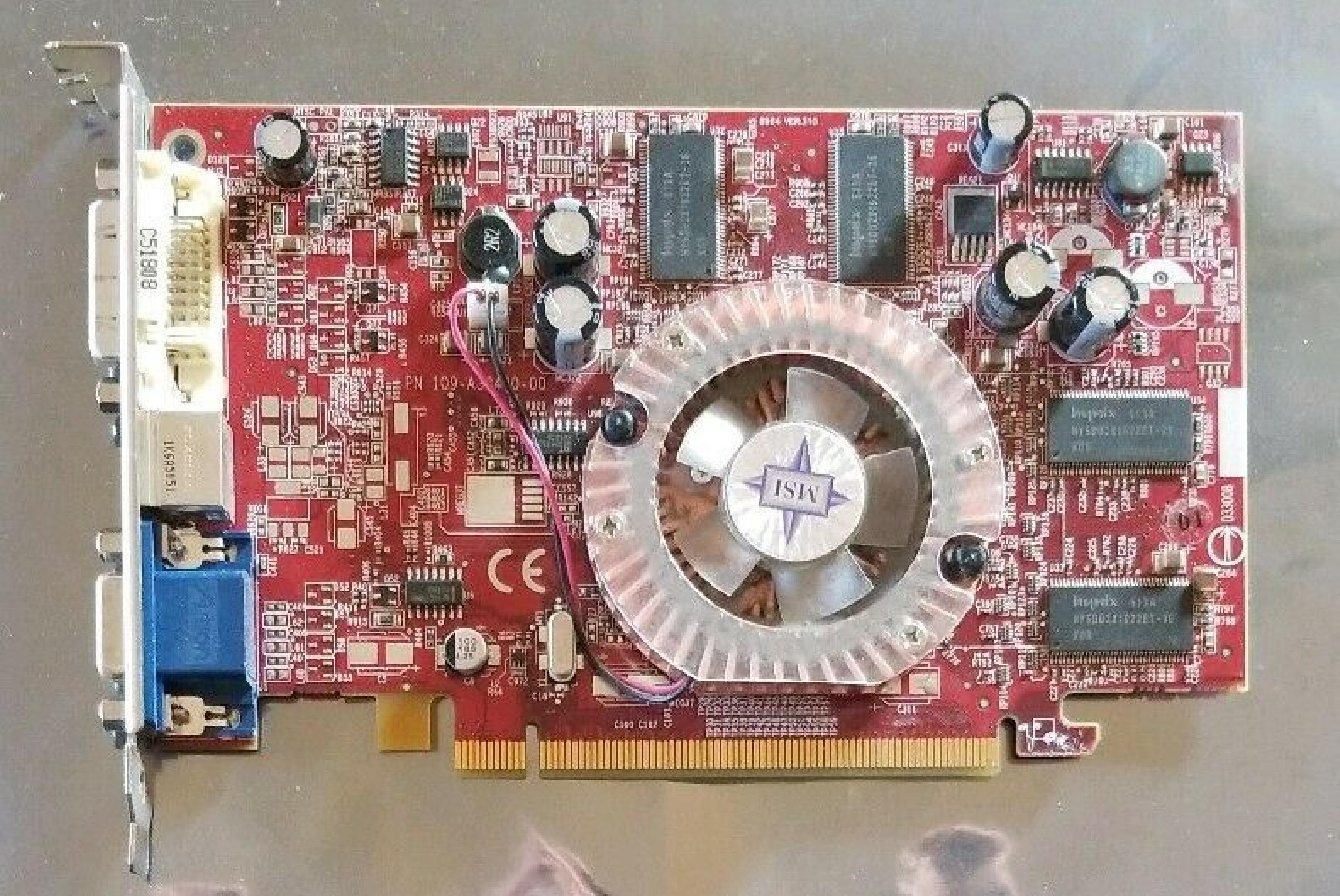 ATI 8964 RADEON X300 PCI-E VIDEO CARD